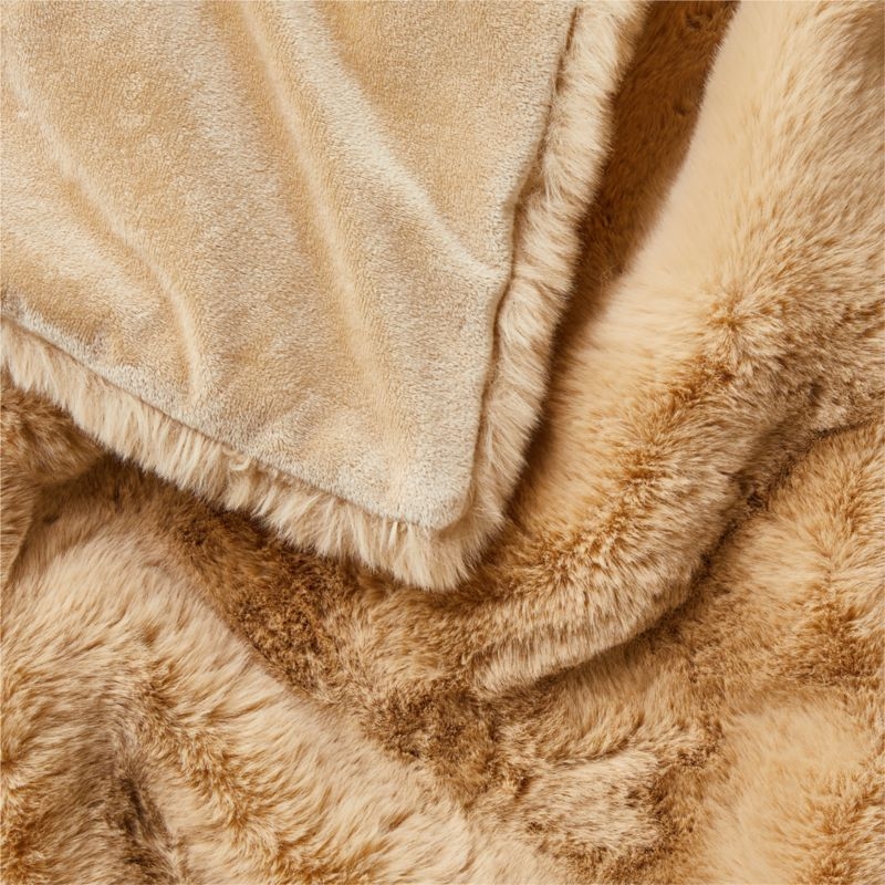 Ginger Beige Faux Fur 70"x55" Throw Blanket - Image 3