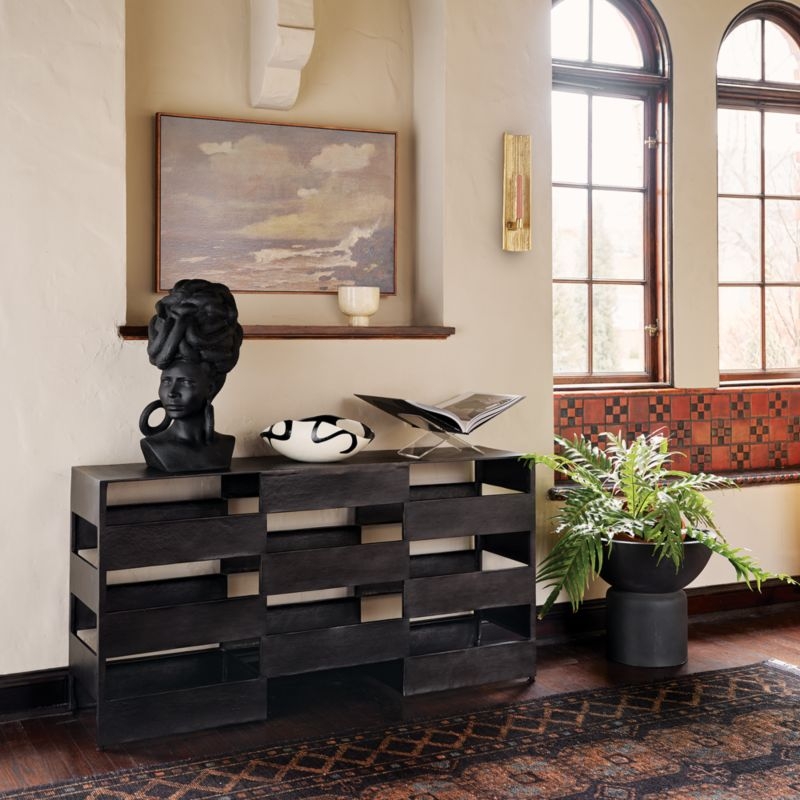 Weaver Bird Black Fiber Clay Bust - Image 2