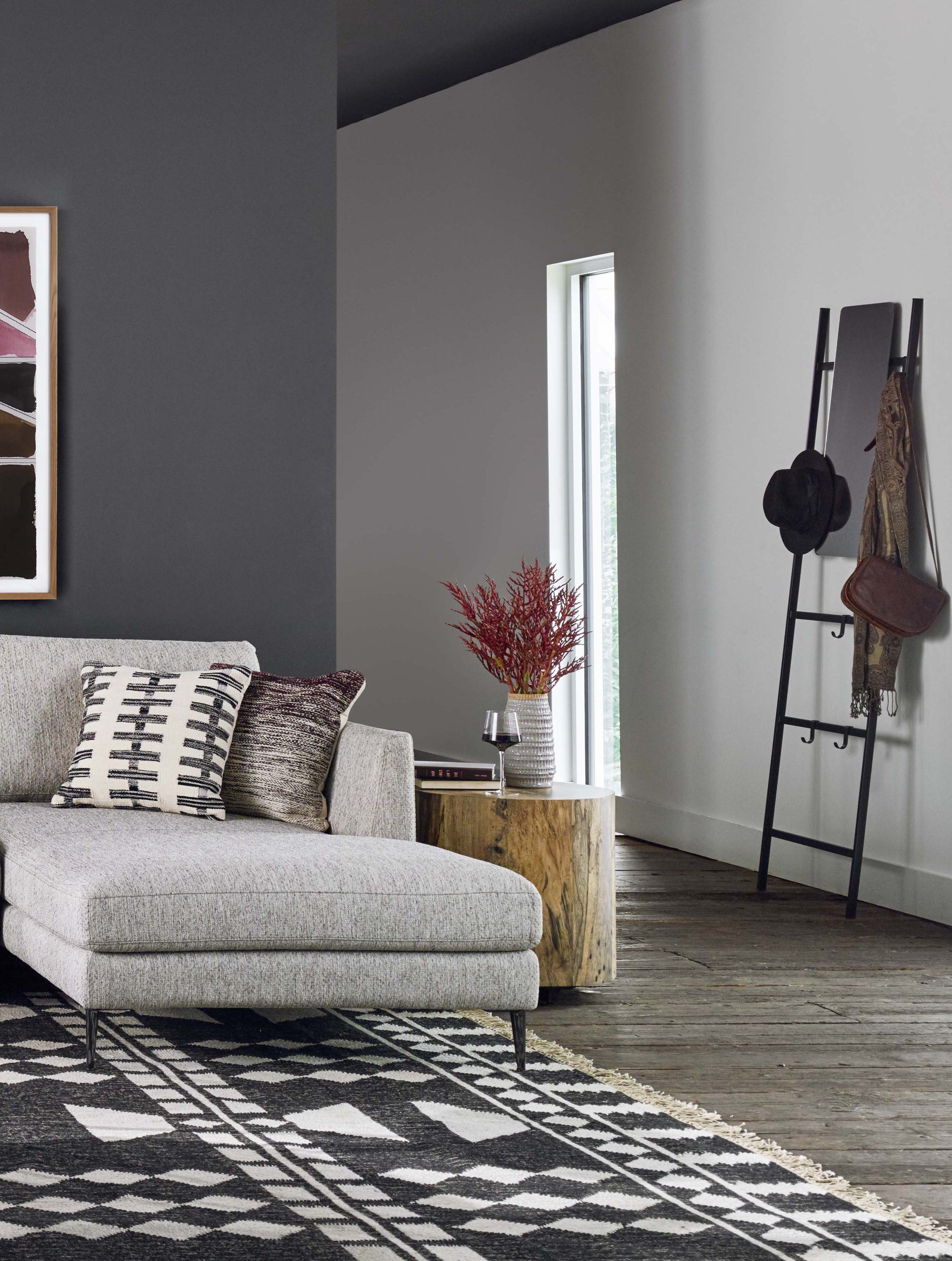 Hudson Round End Table - Spalted Primavera - Image 9