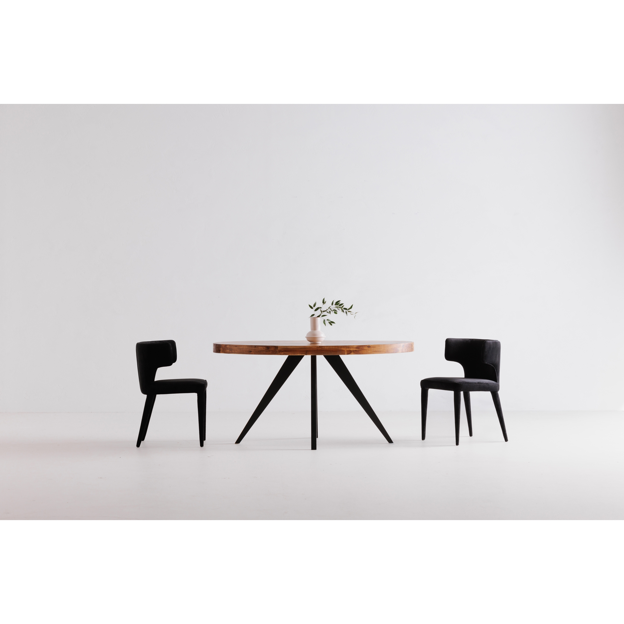 Parq Oval Dining Table Amber - Image 9