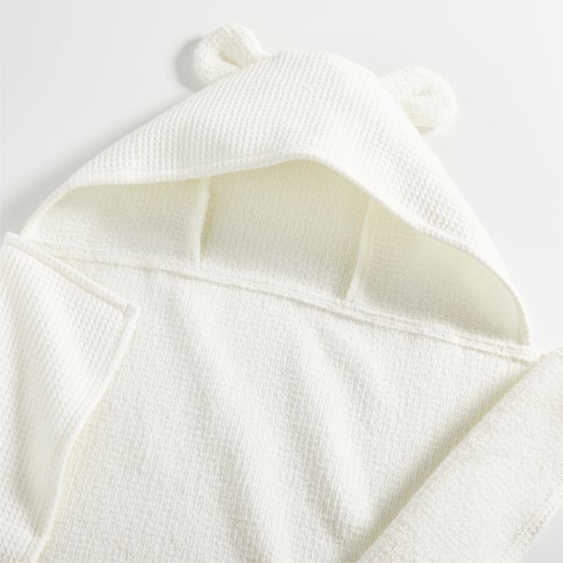 Bear Organic Waffle Hooded Baby Towel - Image 2