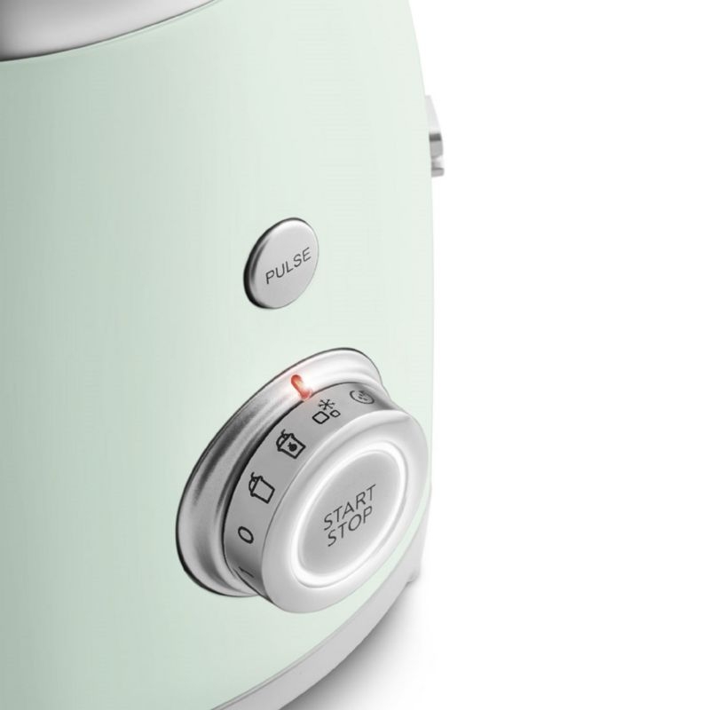 SMEG Pastel Green Retro Blender - Image 4