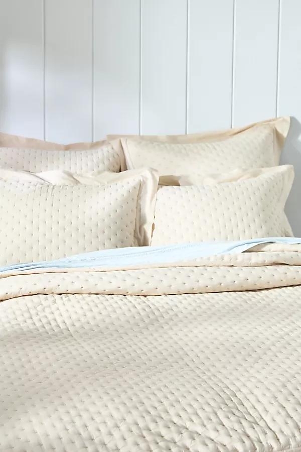 Zina Cotton Embroidered Woven Quilt - Image 0