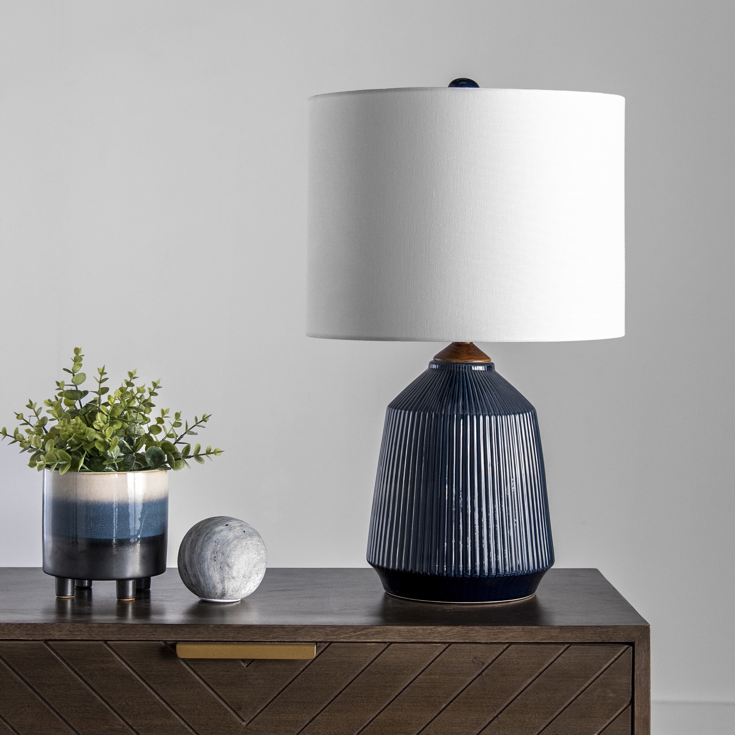 Renton 24" Ceramic Table Lamp - Image 4