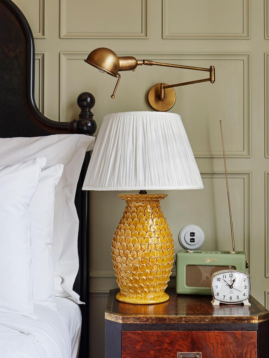 Reade Wall Light, Antique Brass, US - Image 0