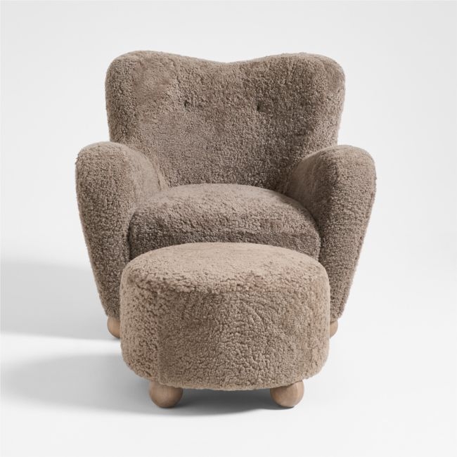 Le Tuco Grande Shearling Accent Chair and Ottoman Set by Athena Calderone - Image 0