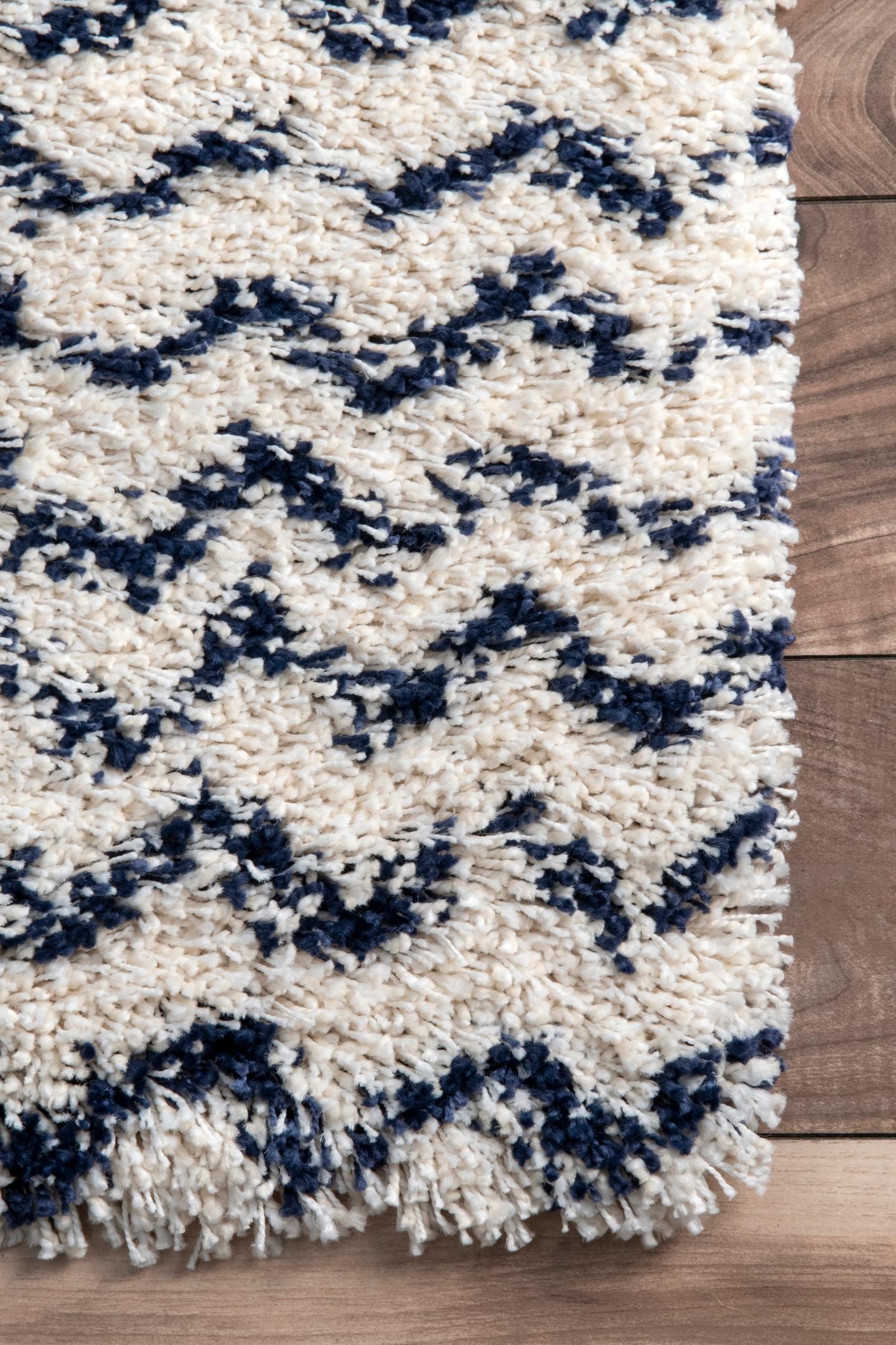 Cuellar Chevron Shaggy Area Rug - Image 2