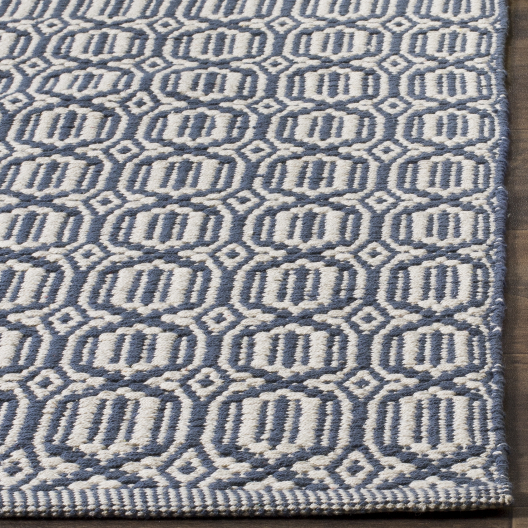 Arlo Home Hand Woven Area Rug, MTK333B, Ivory/Navy,  3' X 5' - Image 1