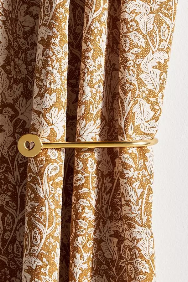 Amor Heart Tieback - Image 0