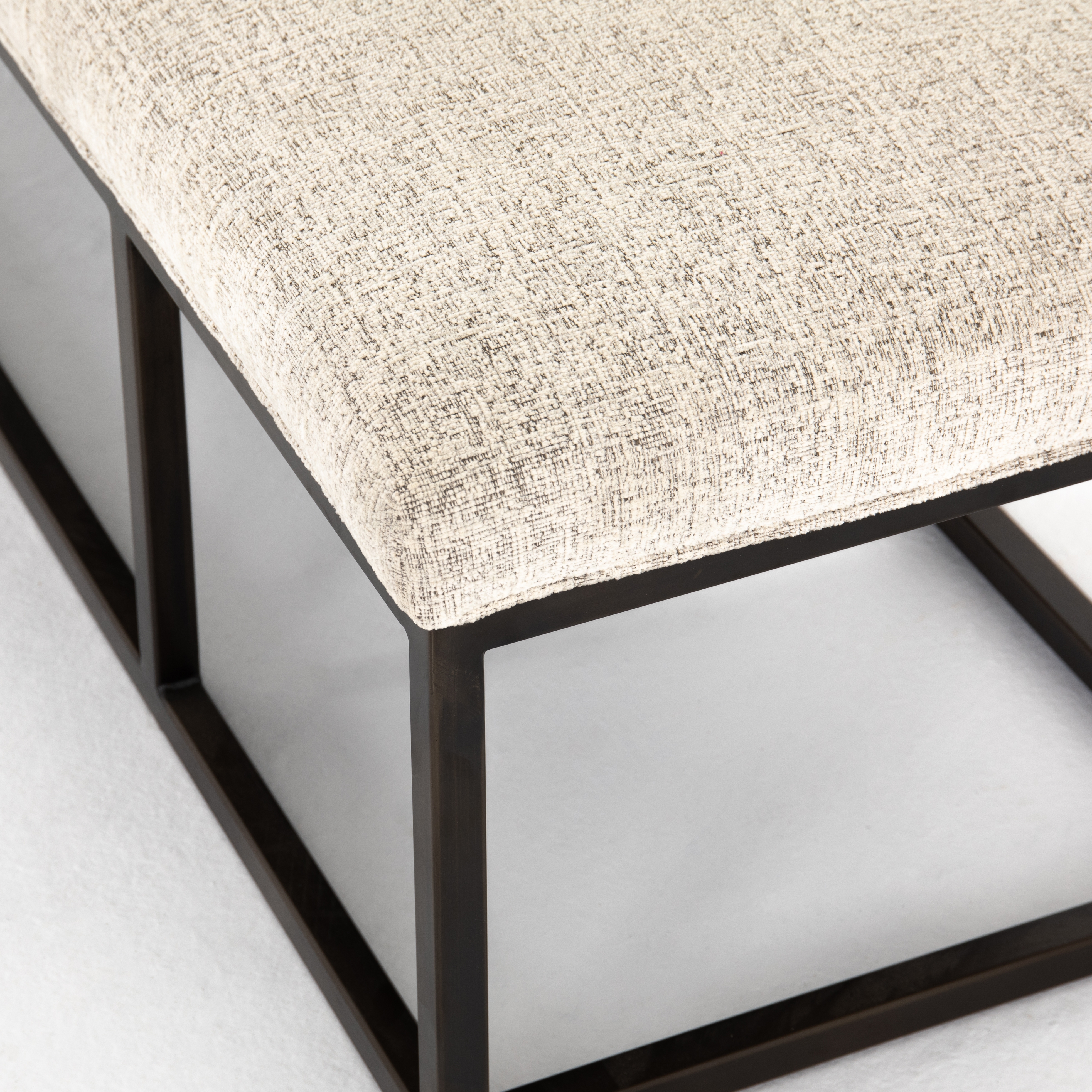 Beaumont Bench - Plushtone Linen - Image 5