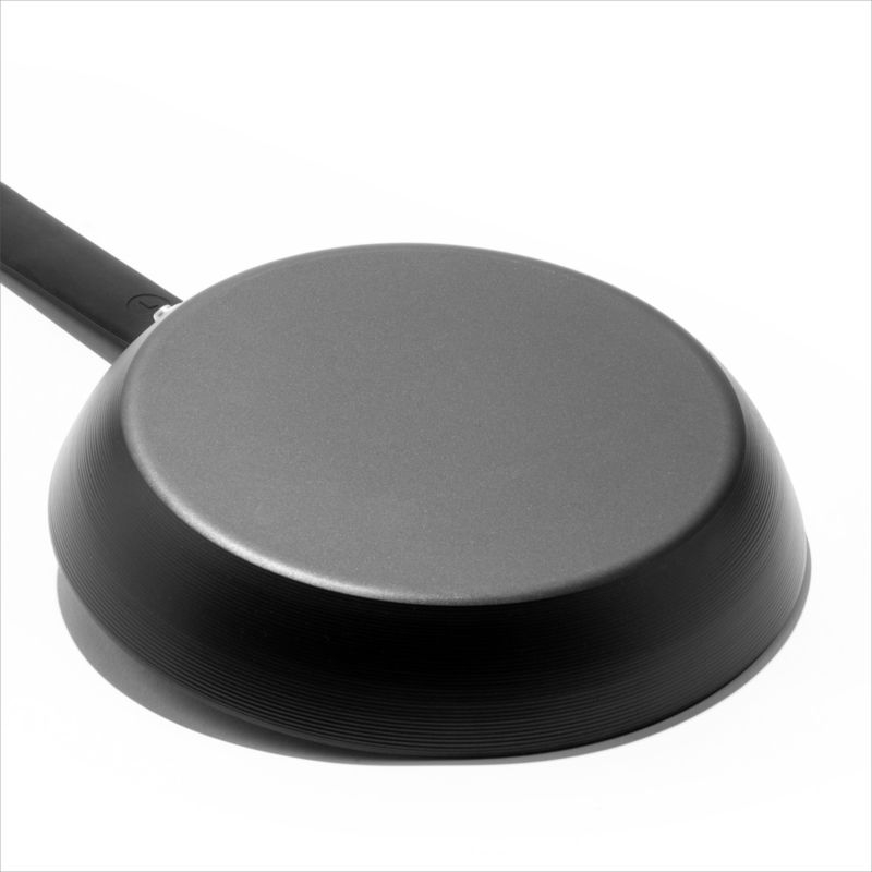 OXO ® Obsidian 10" Carbon Steel Indoor/Outdoor Fry Pan - Image 8