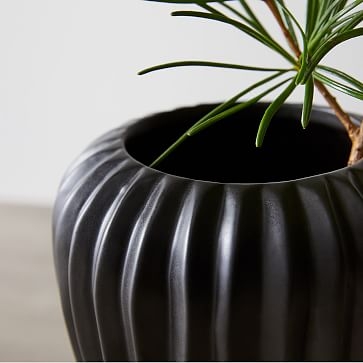 Sanibel Textured Black, Small Vase, Wide Tall Vase, Wide Vase, Set of 3 - Image 2