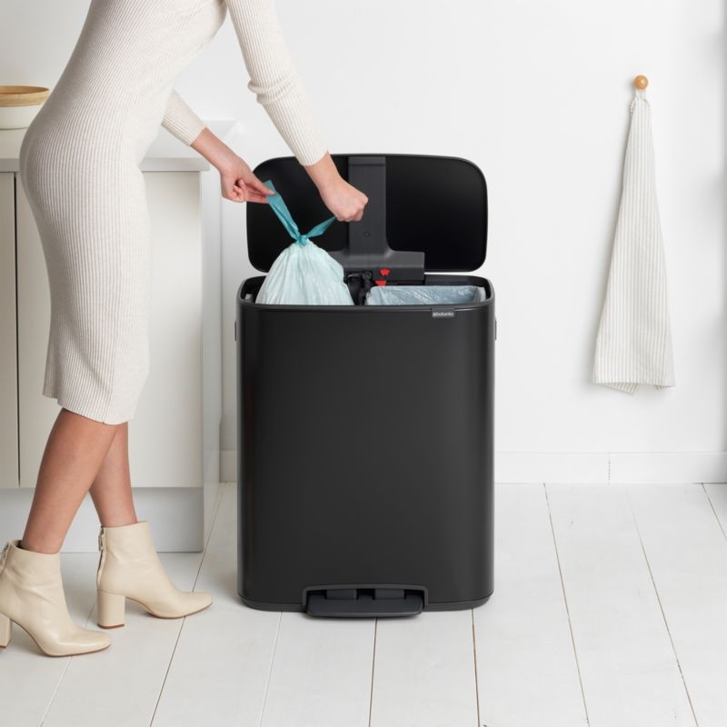 Brabantia Matte Black Bo Step On Dual Compartment Recycling Trash Can, 2 x 8 Gallon - Image 4