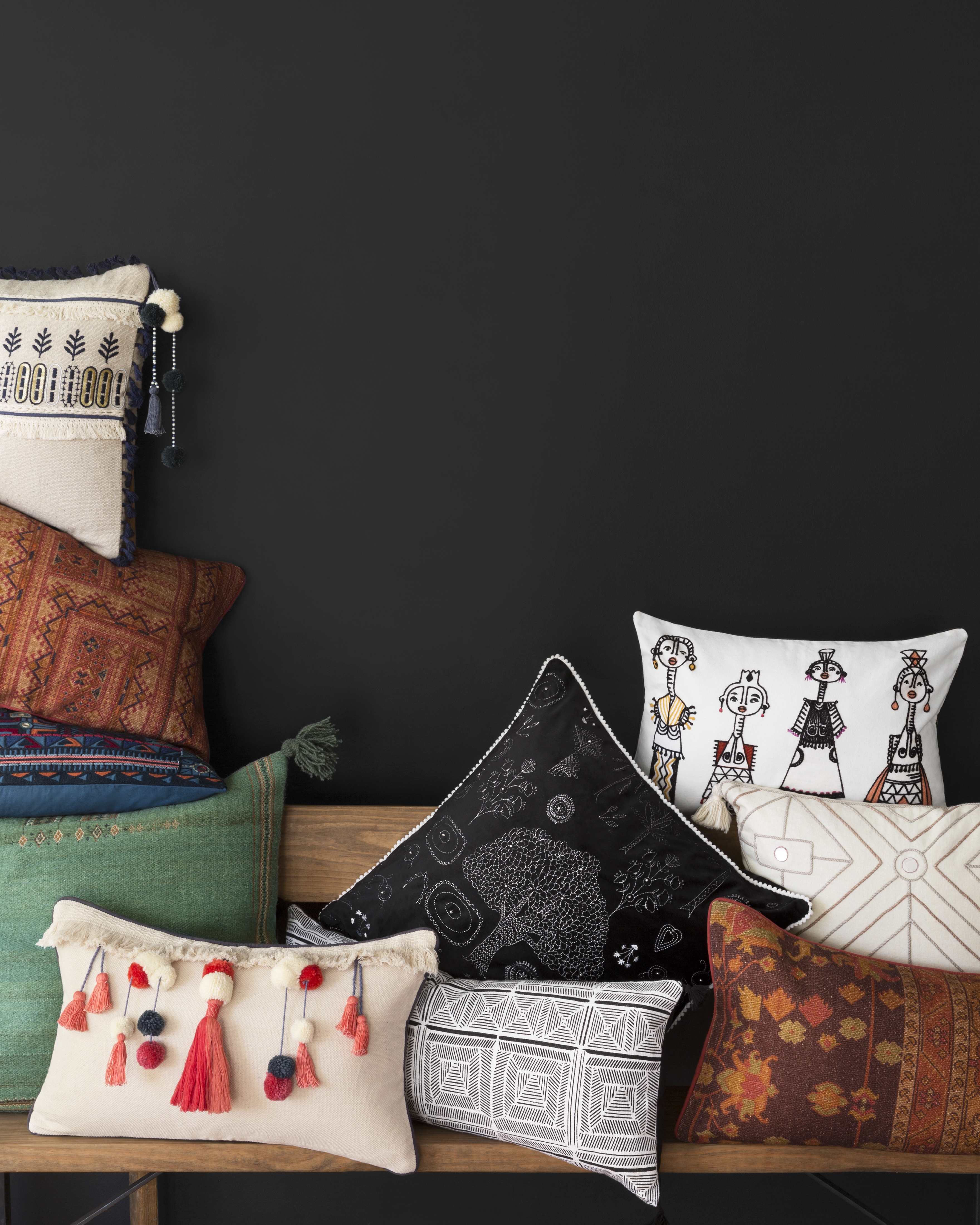 Justina Blakeney x Loloi PILLOWS P0774 Blue / Multi 13" x 21" Cover Only - Image 2