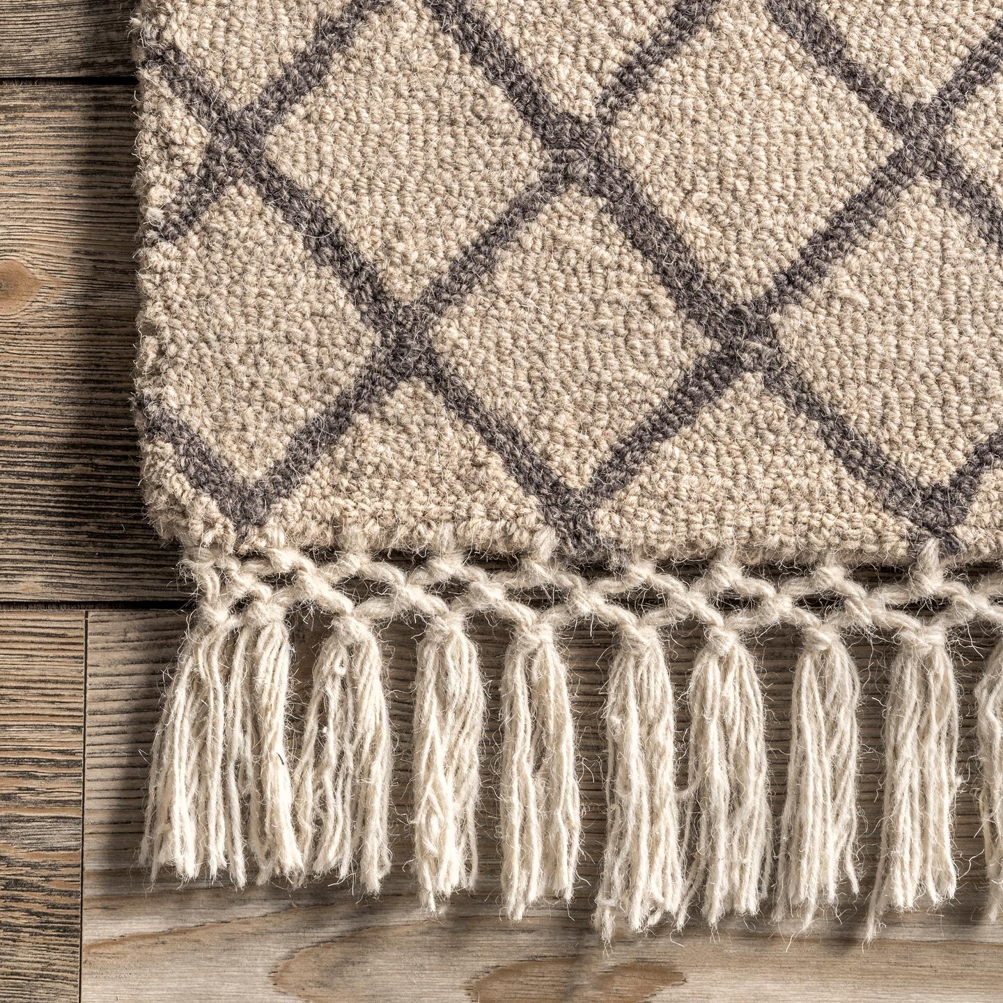  Emmeline Wool Modern Trellis Area Rug - Image 2