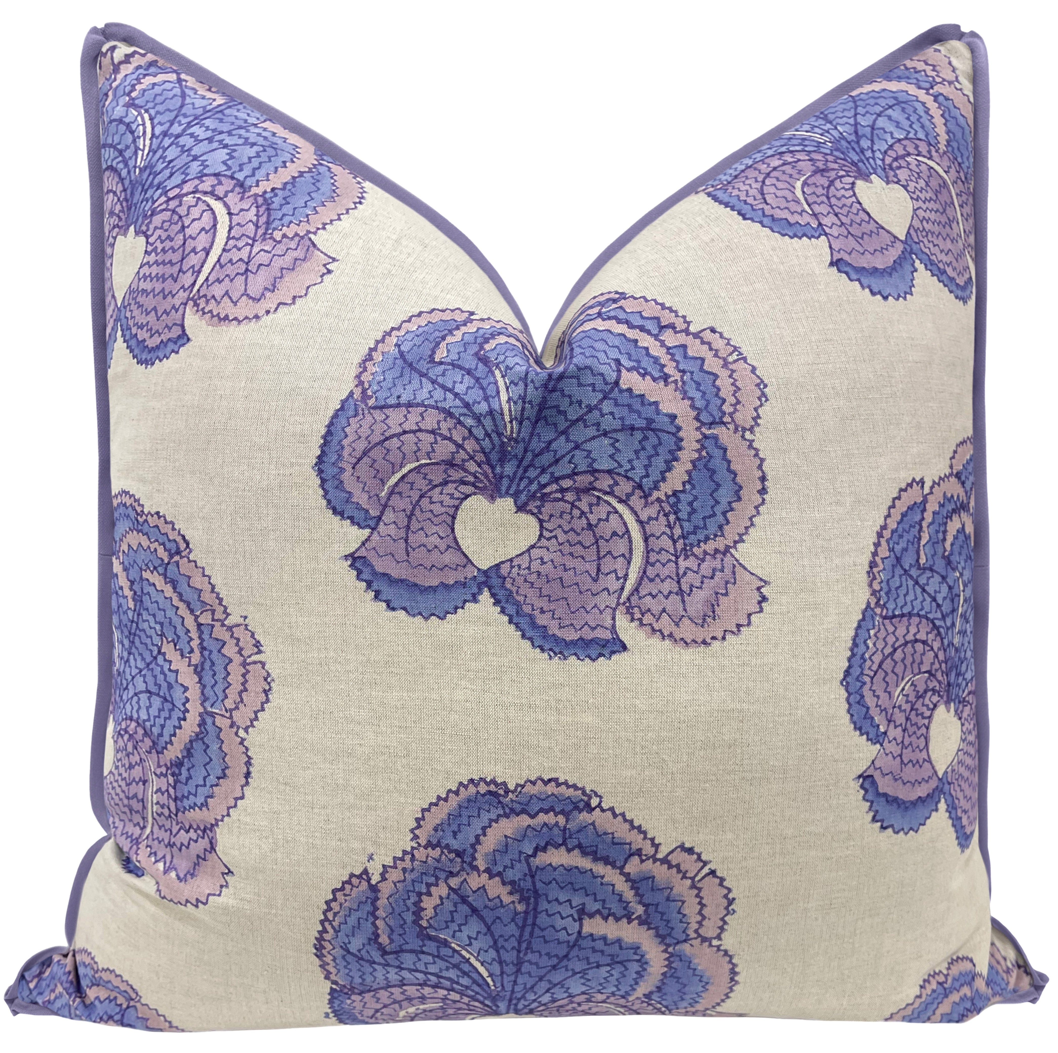 ESMERALDA | TULU TEXTILES - 14" X 36" / BUTTERFLY FLANGE / Powder Blue - Image 1