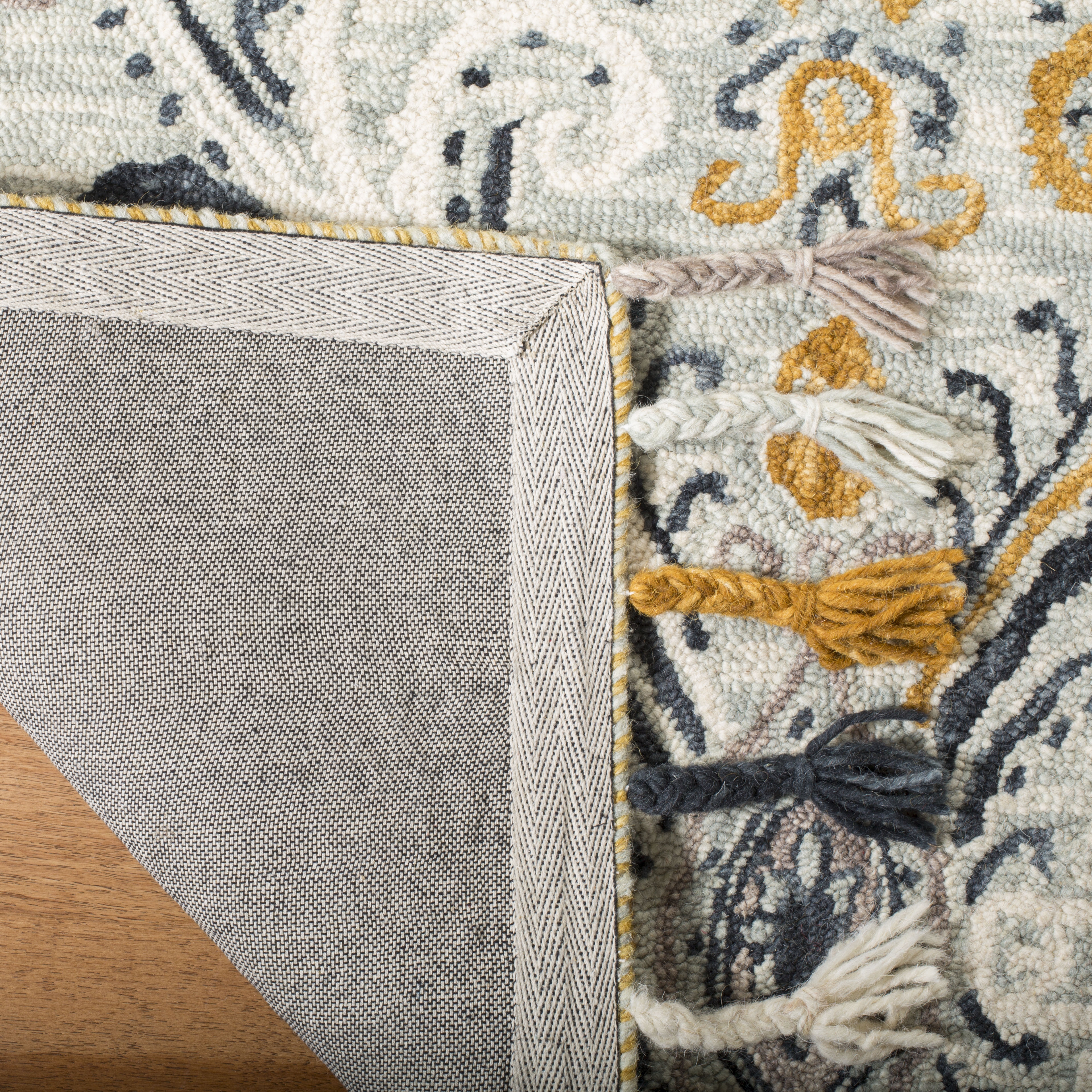 Arlo Home Hand Hooked Area Rug, SZN209A, Light Green/Ivory,  5' X 8' - Image 3