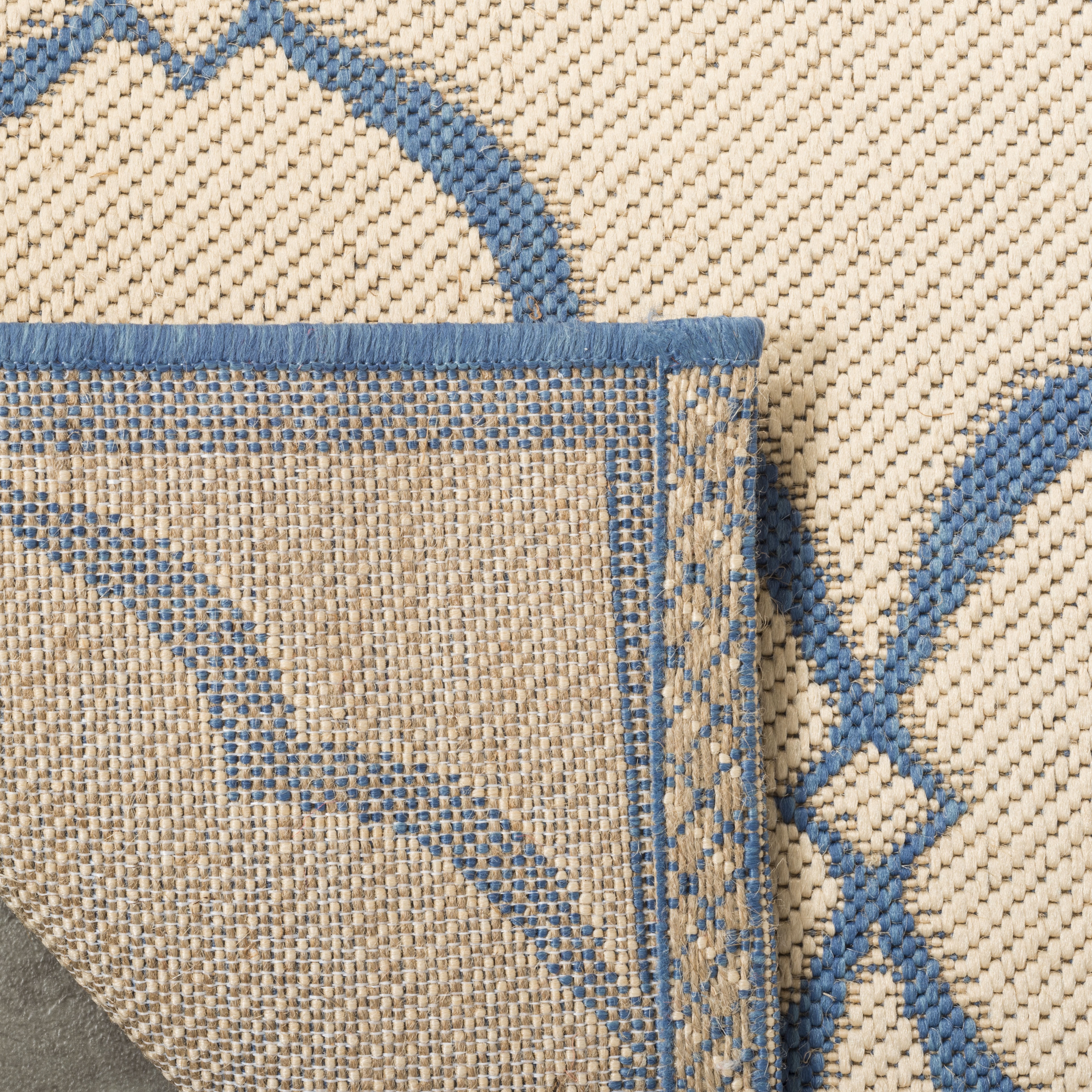 Arlo Home Indoor/Outdoor Woven Area Rug, LND125N, Cream/Blue,  4' X 6' - Image 3