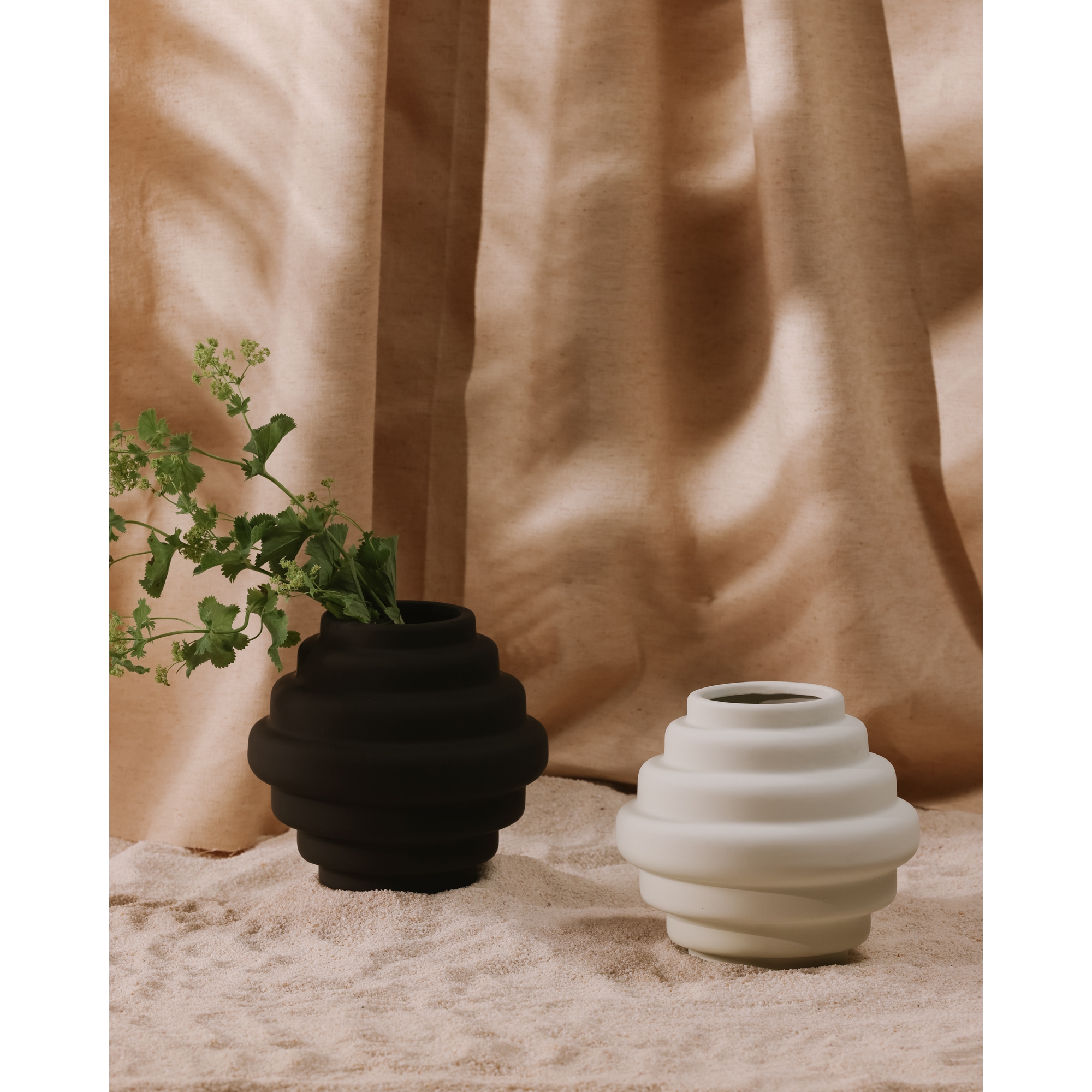 Mish Vase Black - Image 6