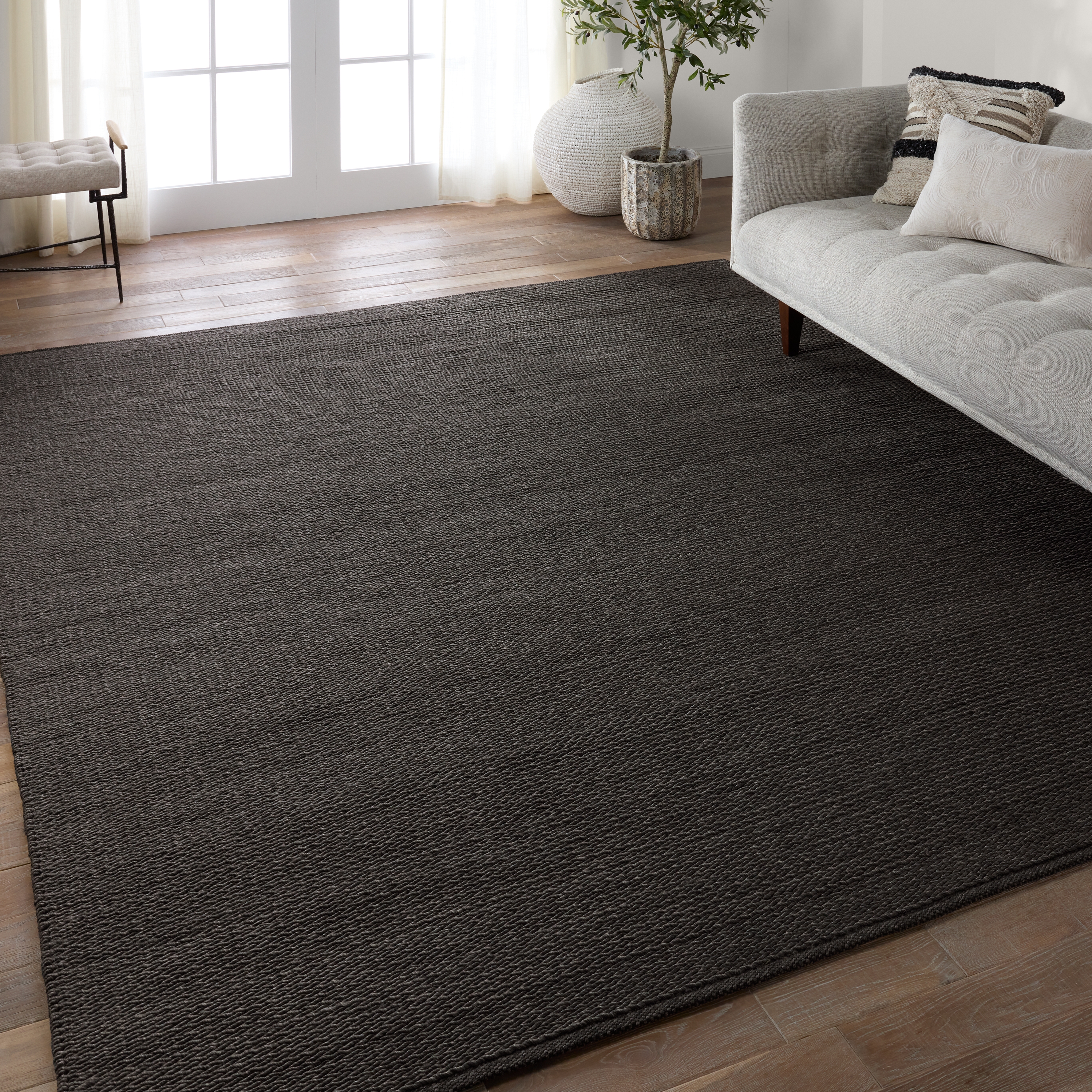 Ryker Handmade Indoor/Outdoor Solid Charcoal Area Rug (10'X14') - Image 4
