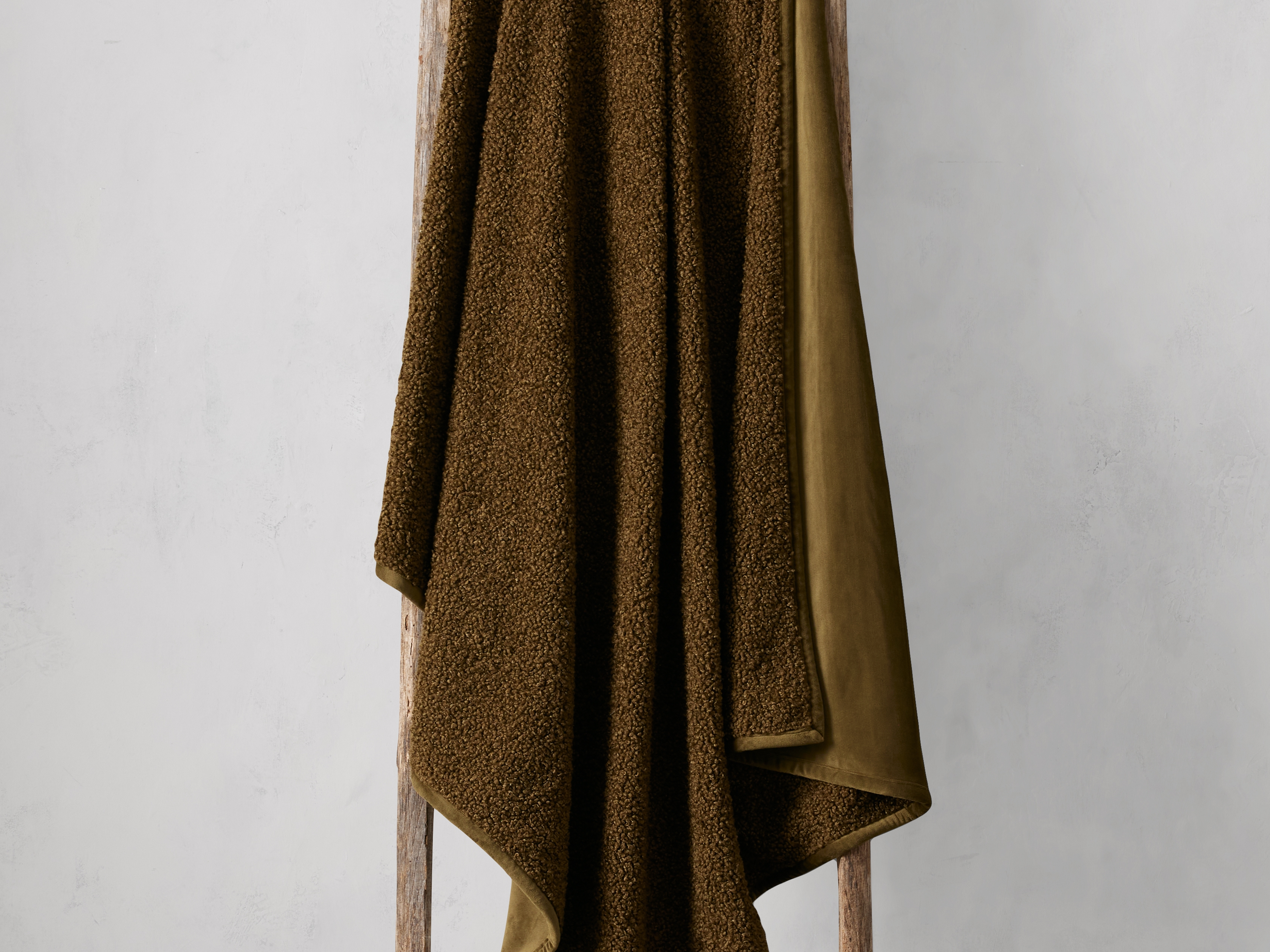 Faux Fur Sherpa Throw in Green  Olive - Image 0