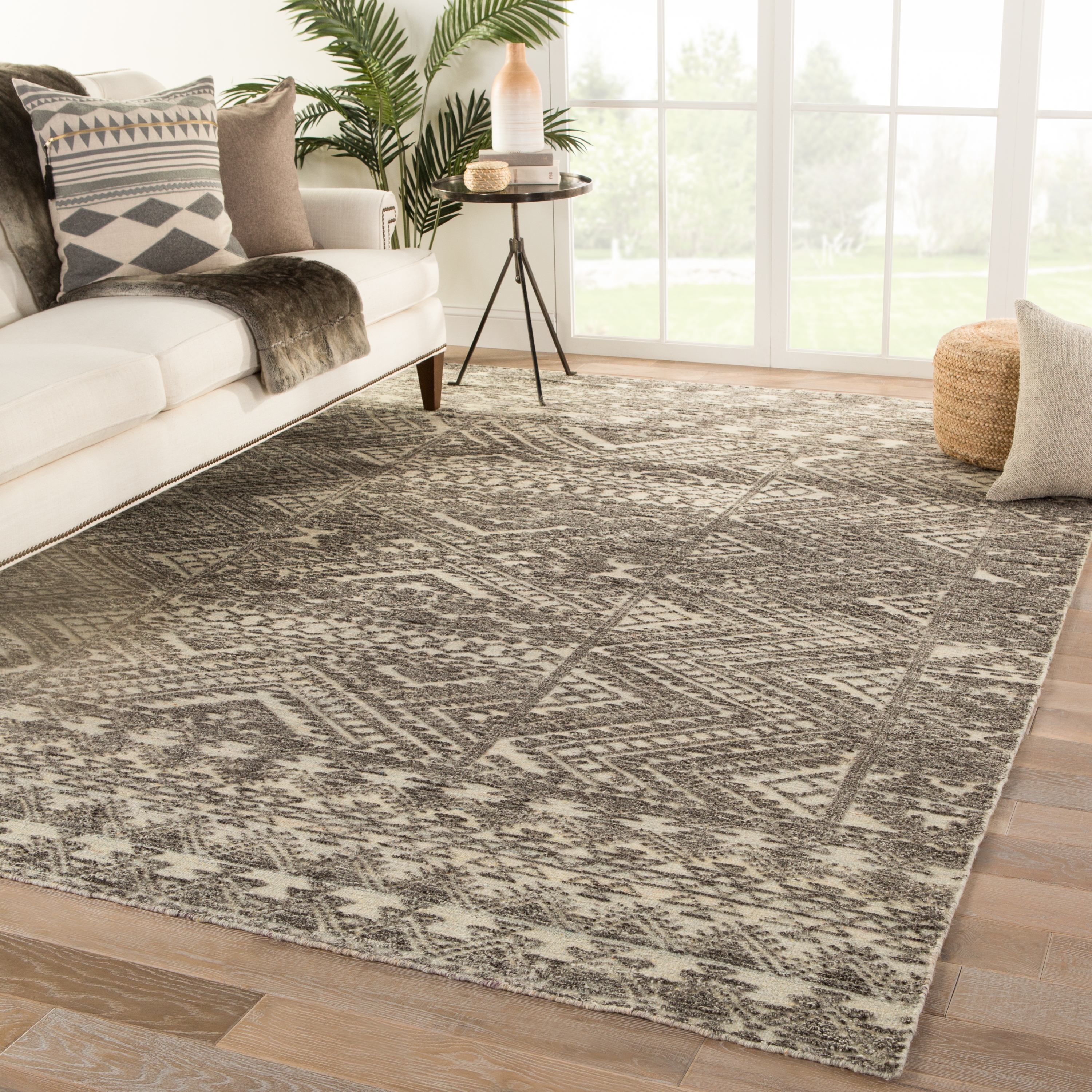 Prentice Hand-Knotted Geometric Dark Gray/ Taupe Area Rug (9'X13') - Image 4