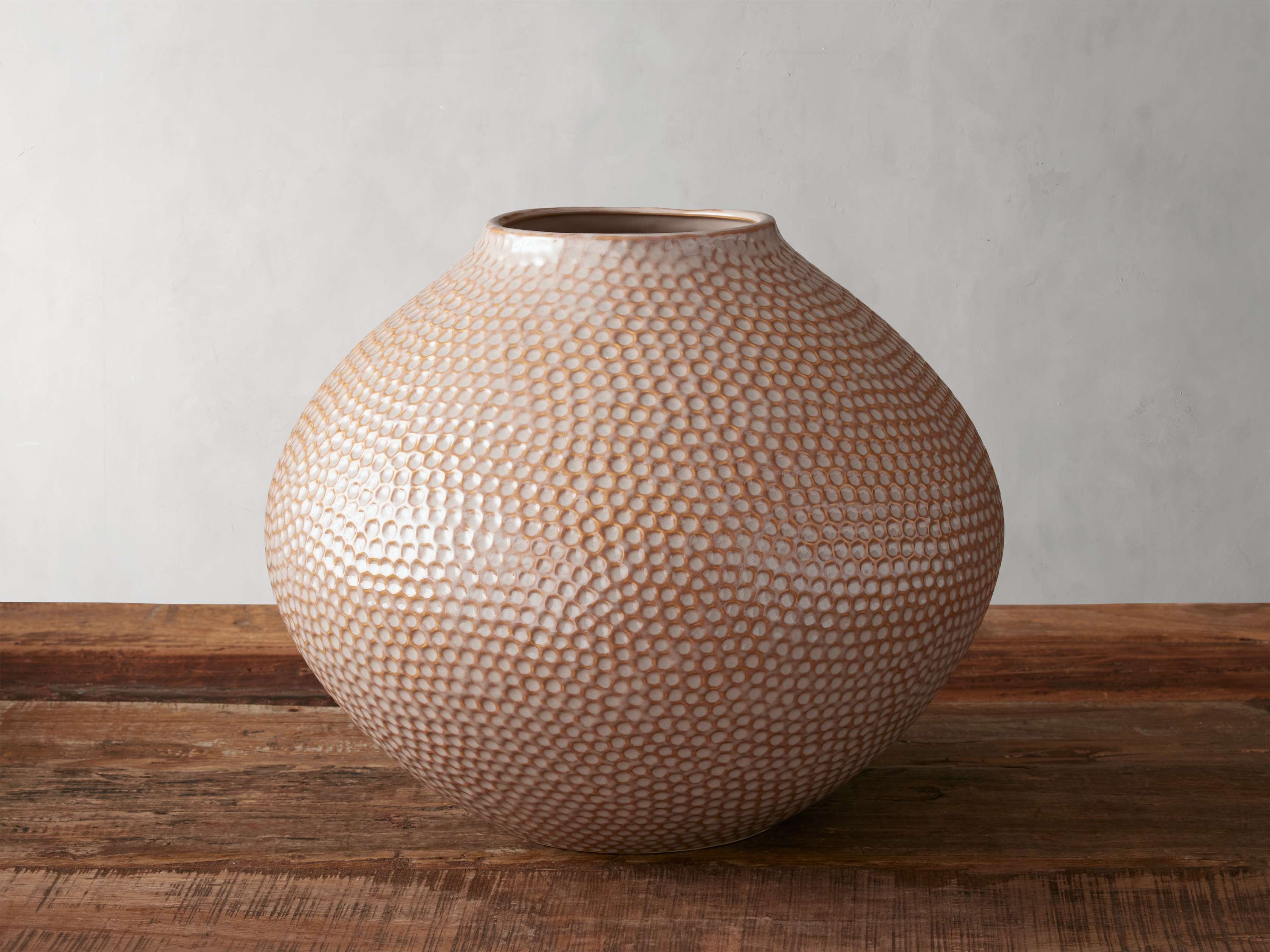 Eva Round Vase in Ceramic Large Brown  Taupe  - Image 0