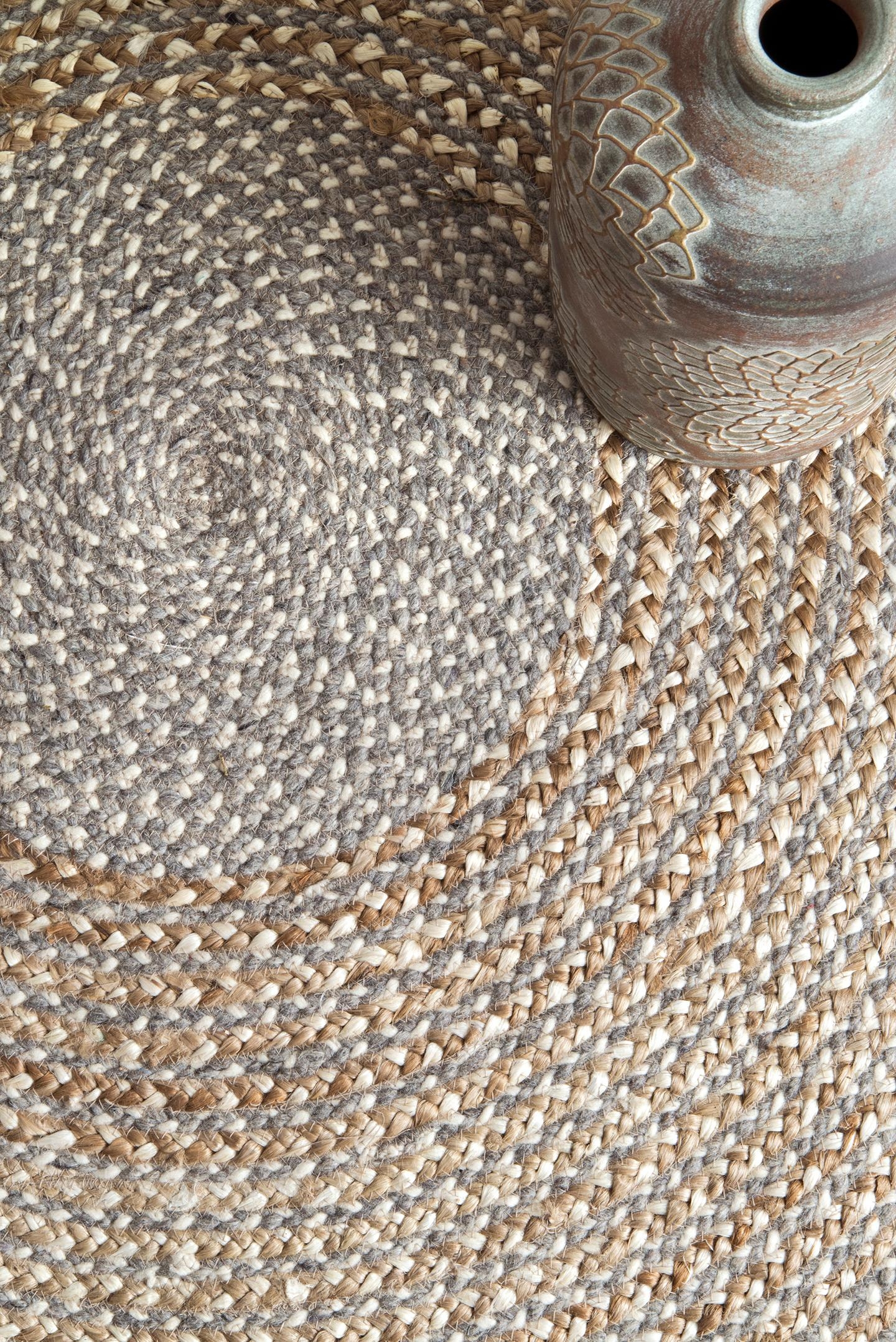 Braided Draya Jute Area Rug - Image 2