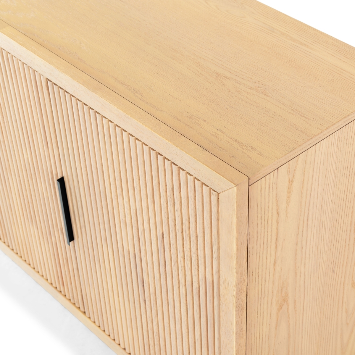 Shelbie 3 Door Reeded Sideboard - Oak/Black - Image 3