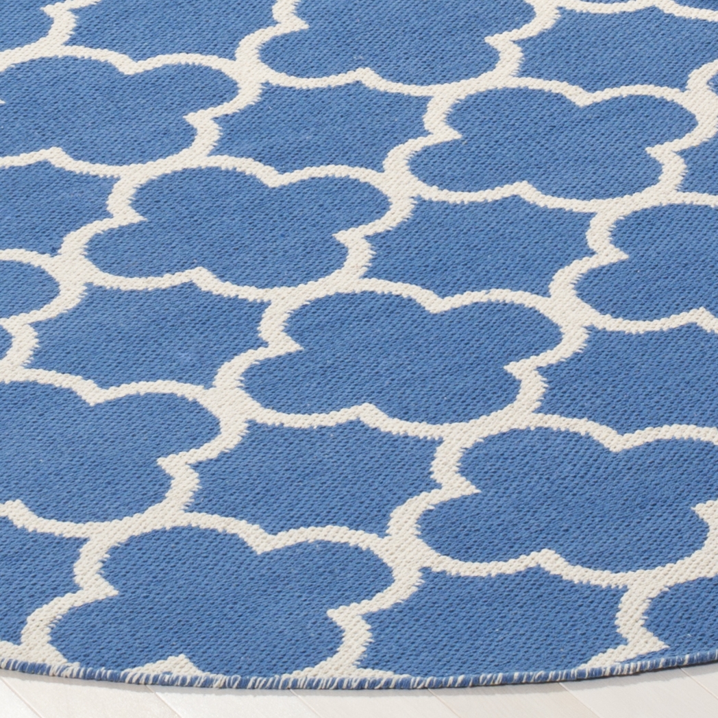 Arlo Home Hand Woven Area Rug, MTK725C, Blue/Ivory,  6' X 6' Round - Image 2