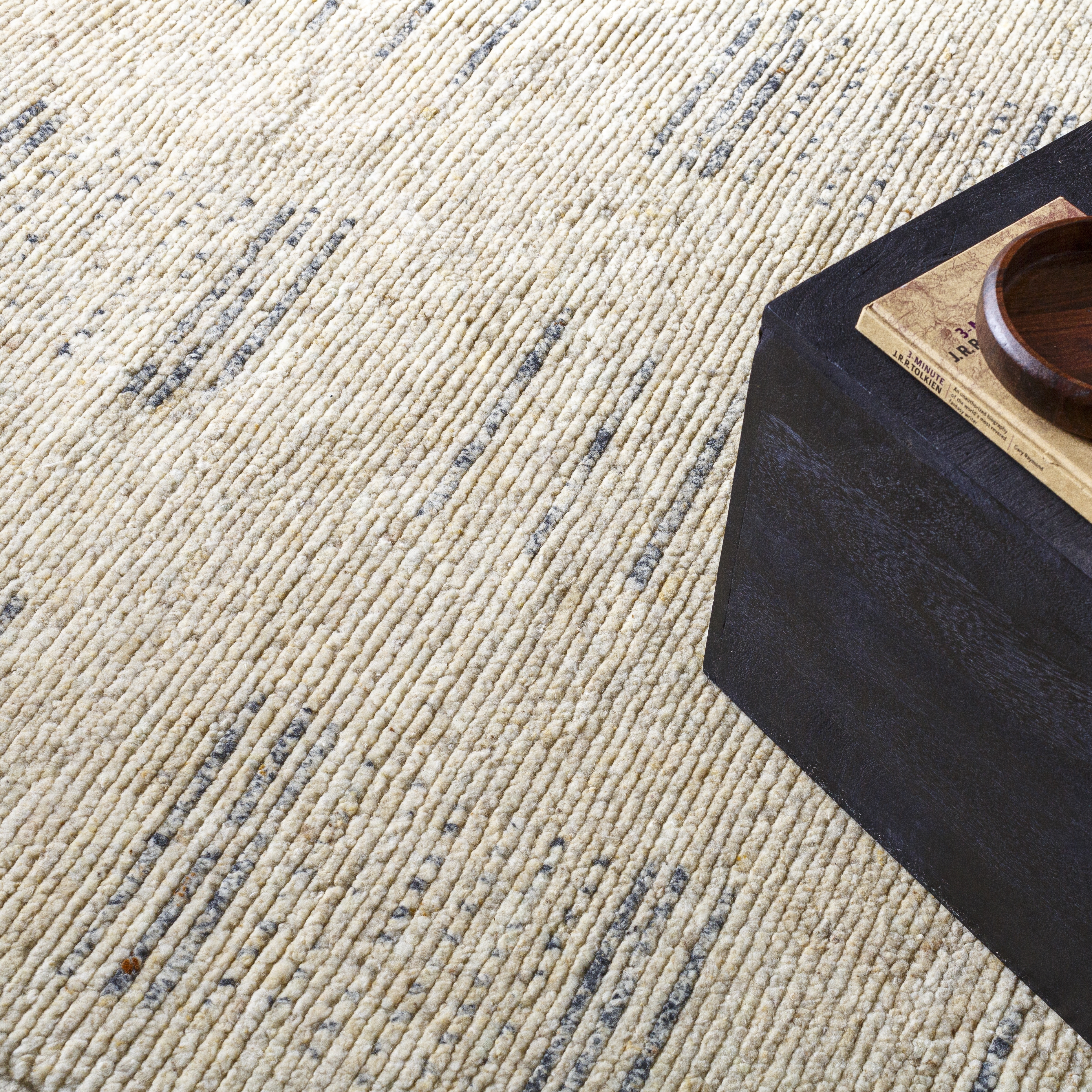 Davey Beige Indoor 10' x 14' Handmade Rug - Image 2