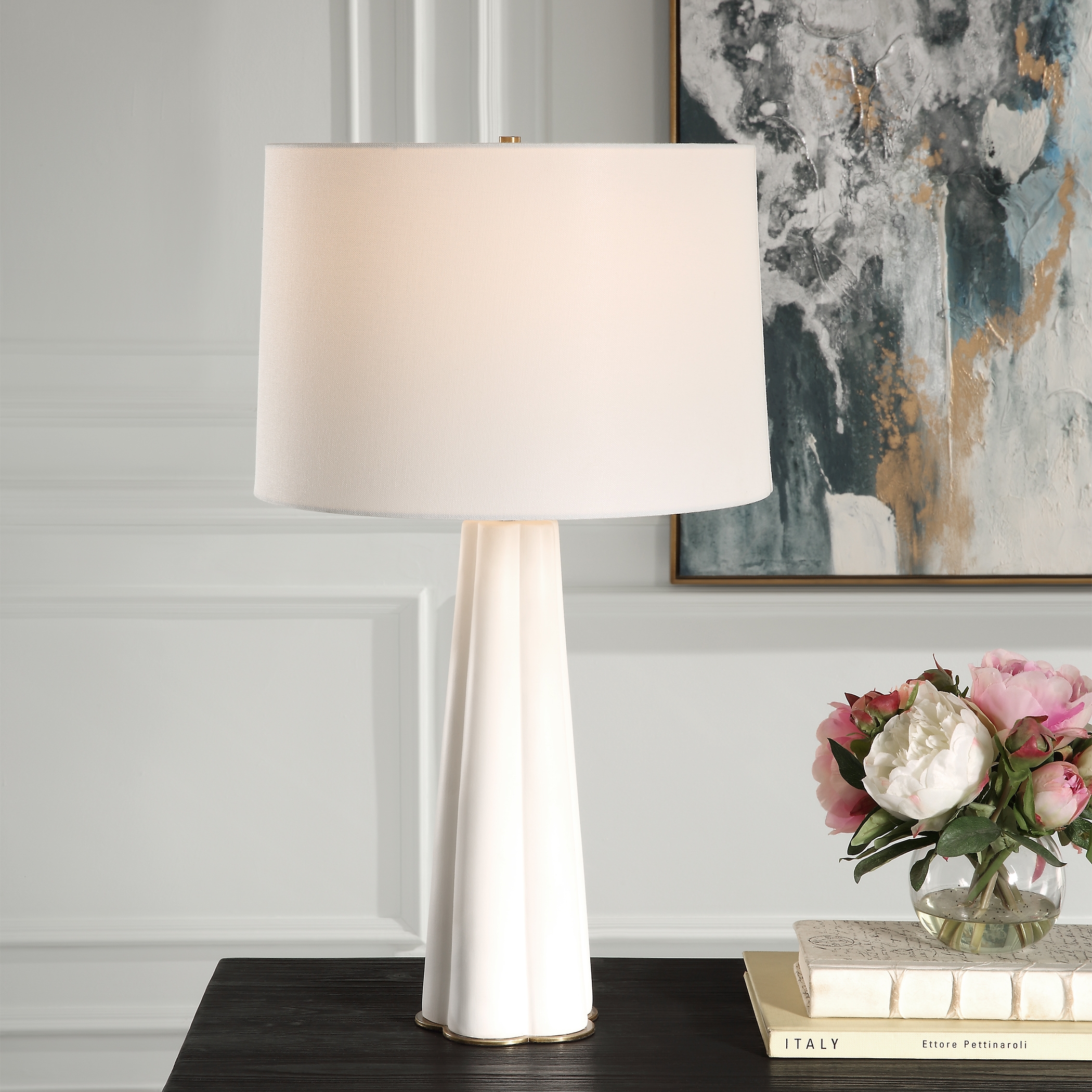 TABLE LAMP - Image 1