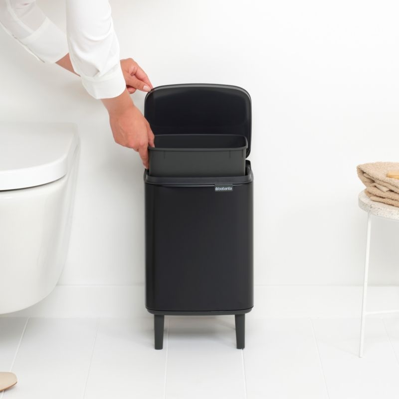 Brabantia Bo Hi Trash Can, Matte Black, 1.8 Gallon - Image 5