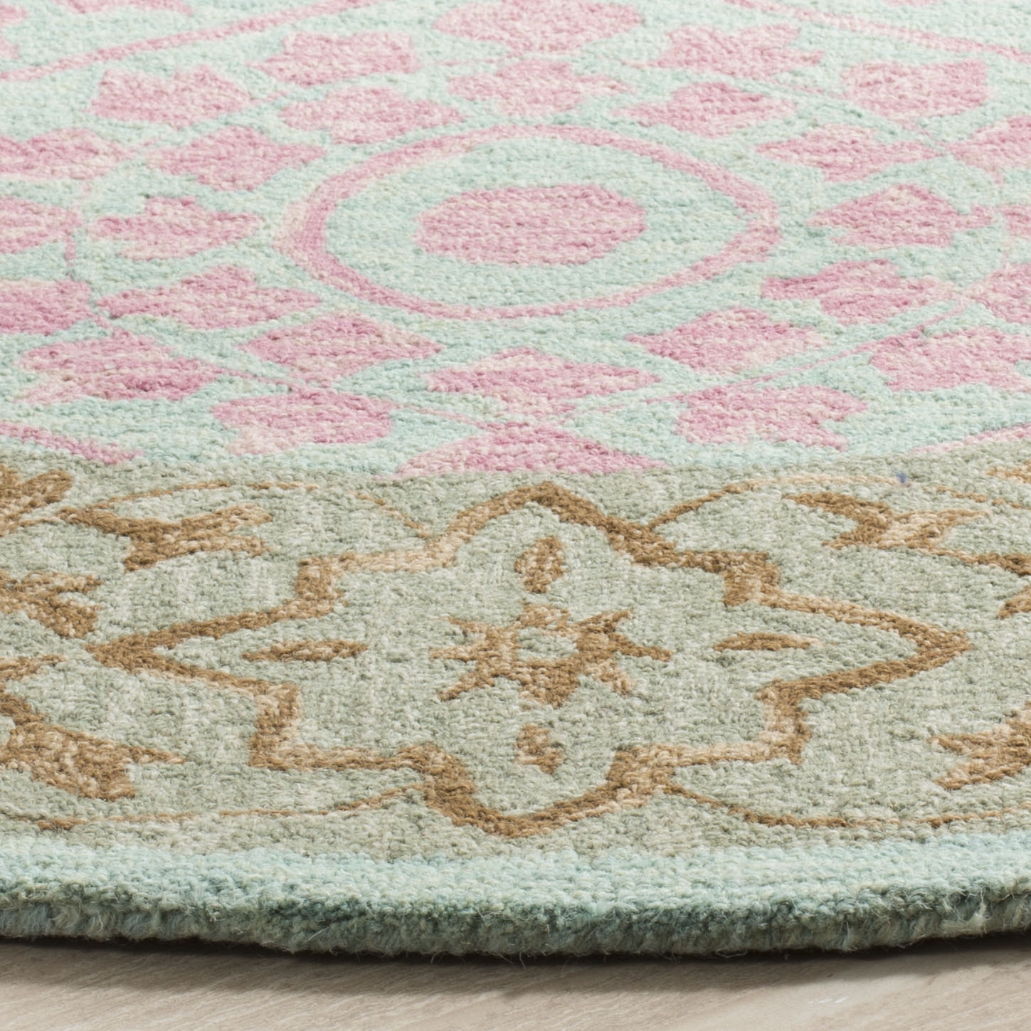 Arlo Home Hand Hooked Area Rug, SZN103A, Taupe/Pink,  5' X 5' Round - Image 2