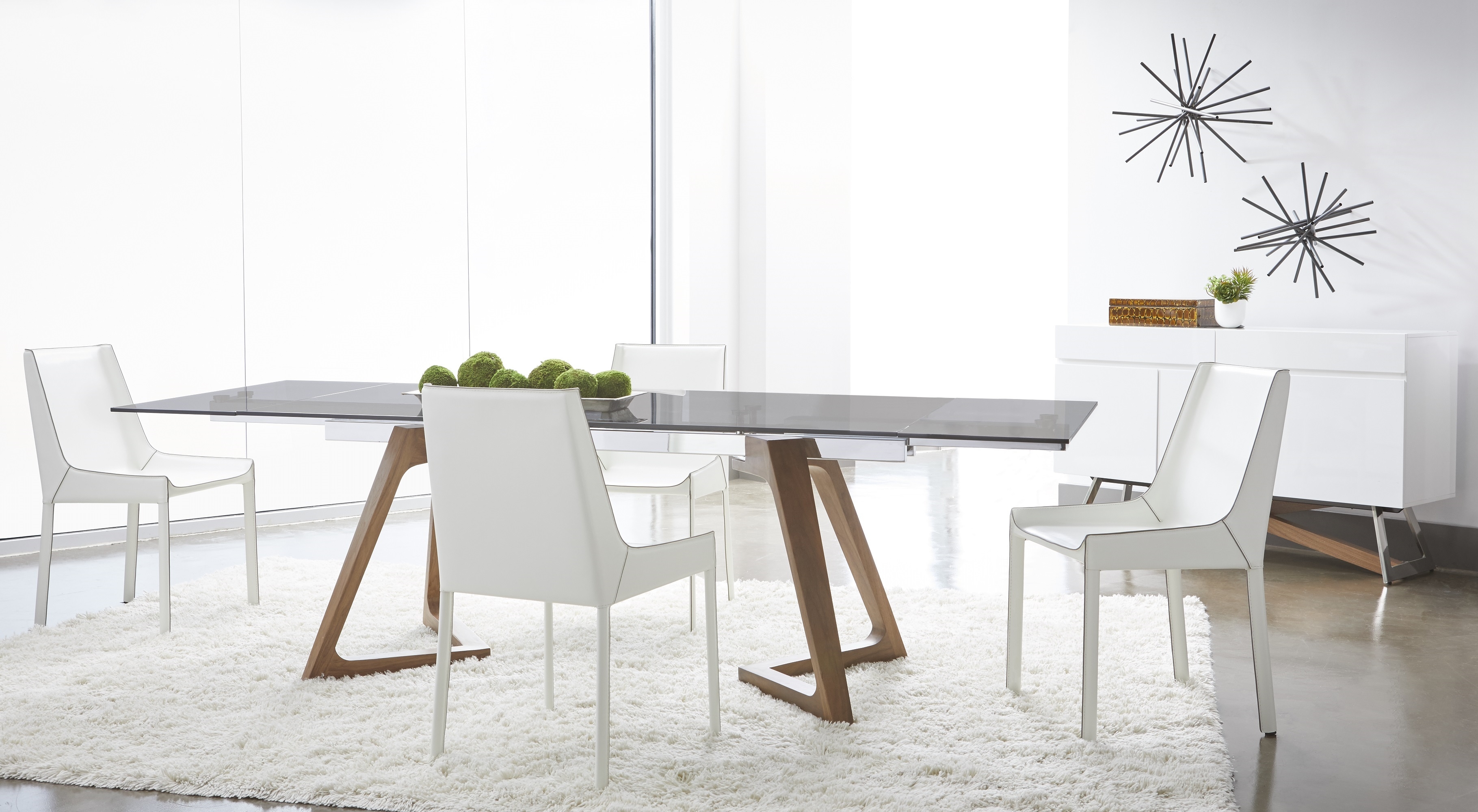 Axel Extension Dining Table - Image 7