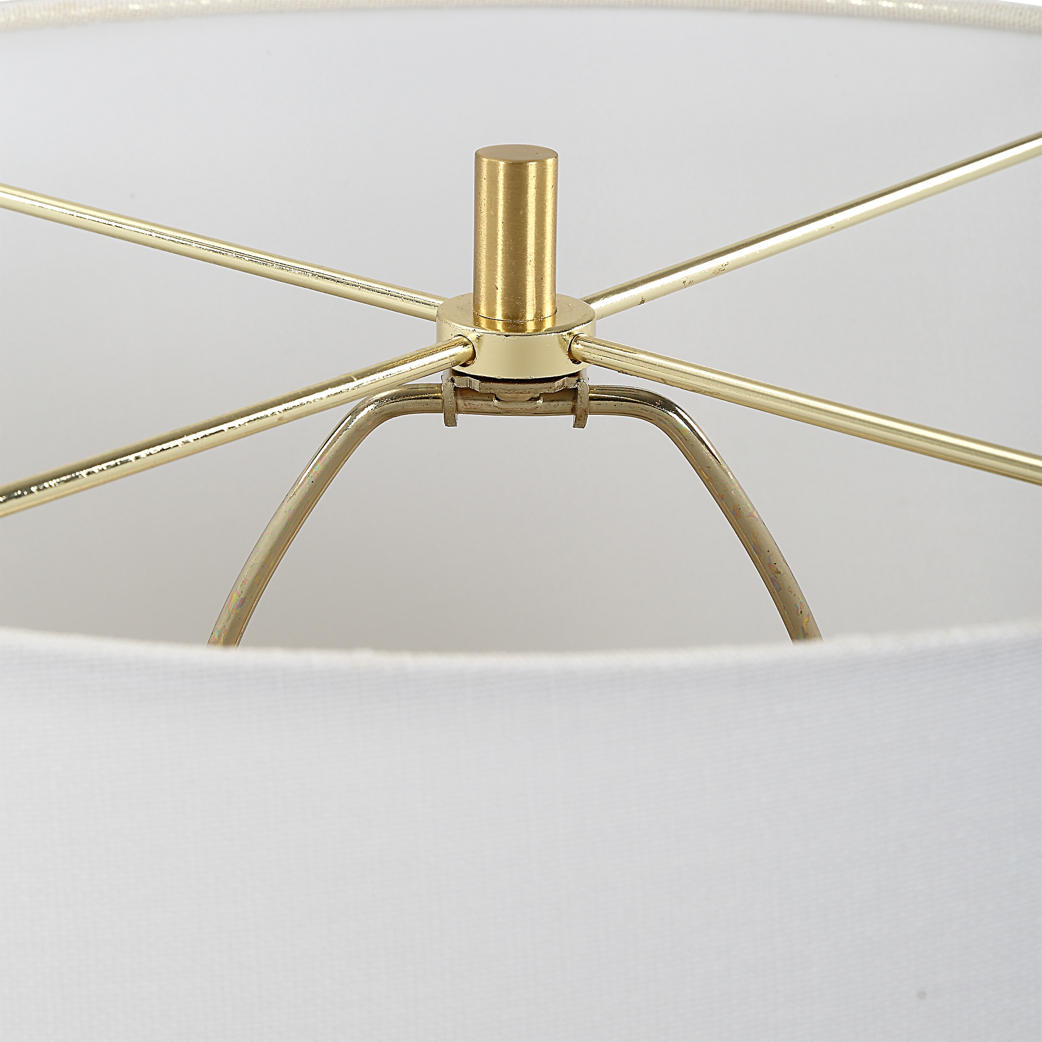 Magdaline Rustic Table Lamp - Image 5