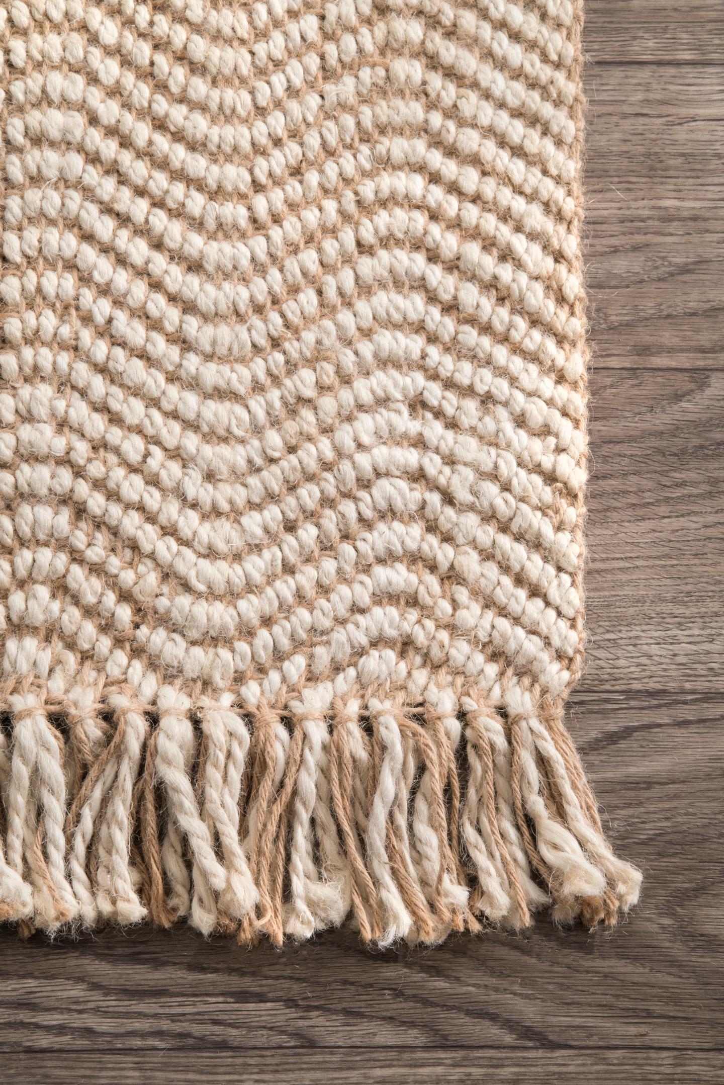 Hand Woven Don Jute with fringe Area Rug - Image 2