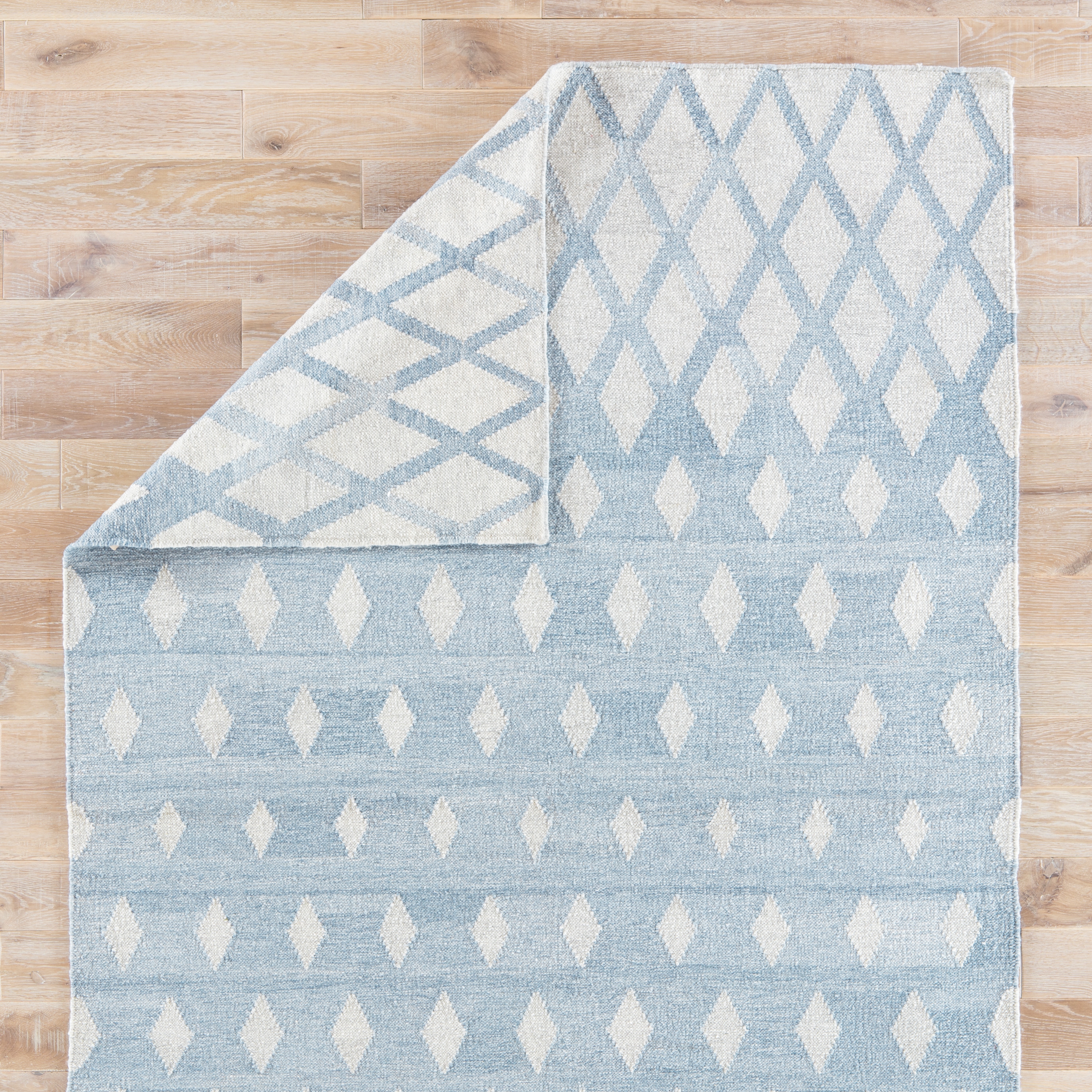 Winipeg Indoor/ Outdoor Geometric Blue/ Cream Area Rug (8'10"X11'9") - Image 2