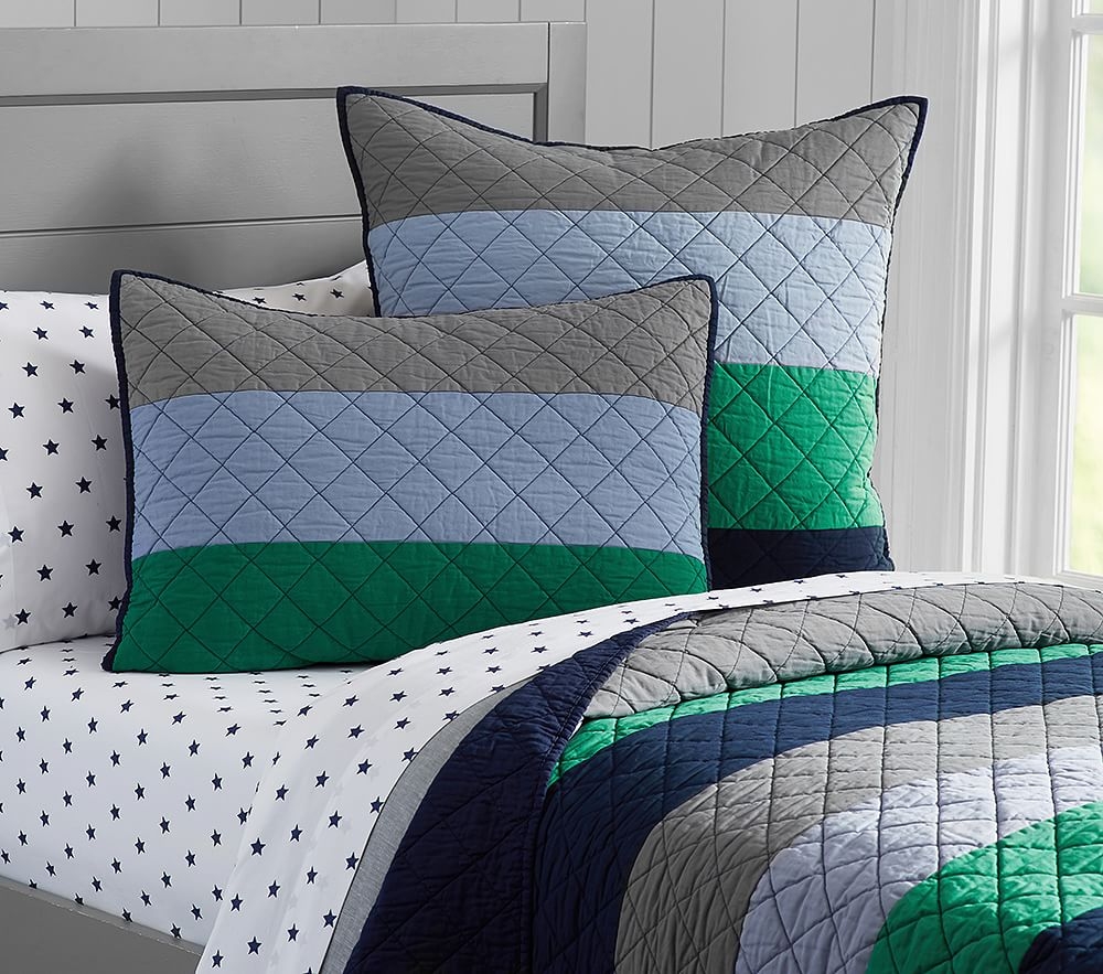 Block Stripe Quilt, Twin Bedding Set, Kelly Green - Image 0
