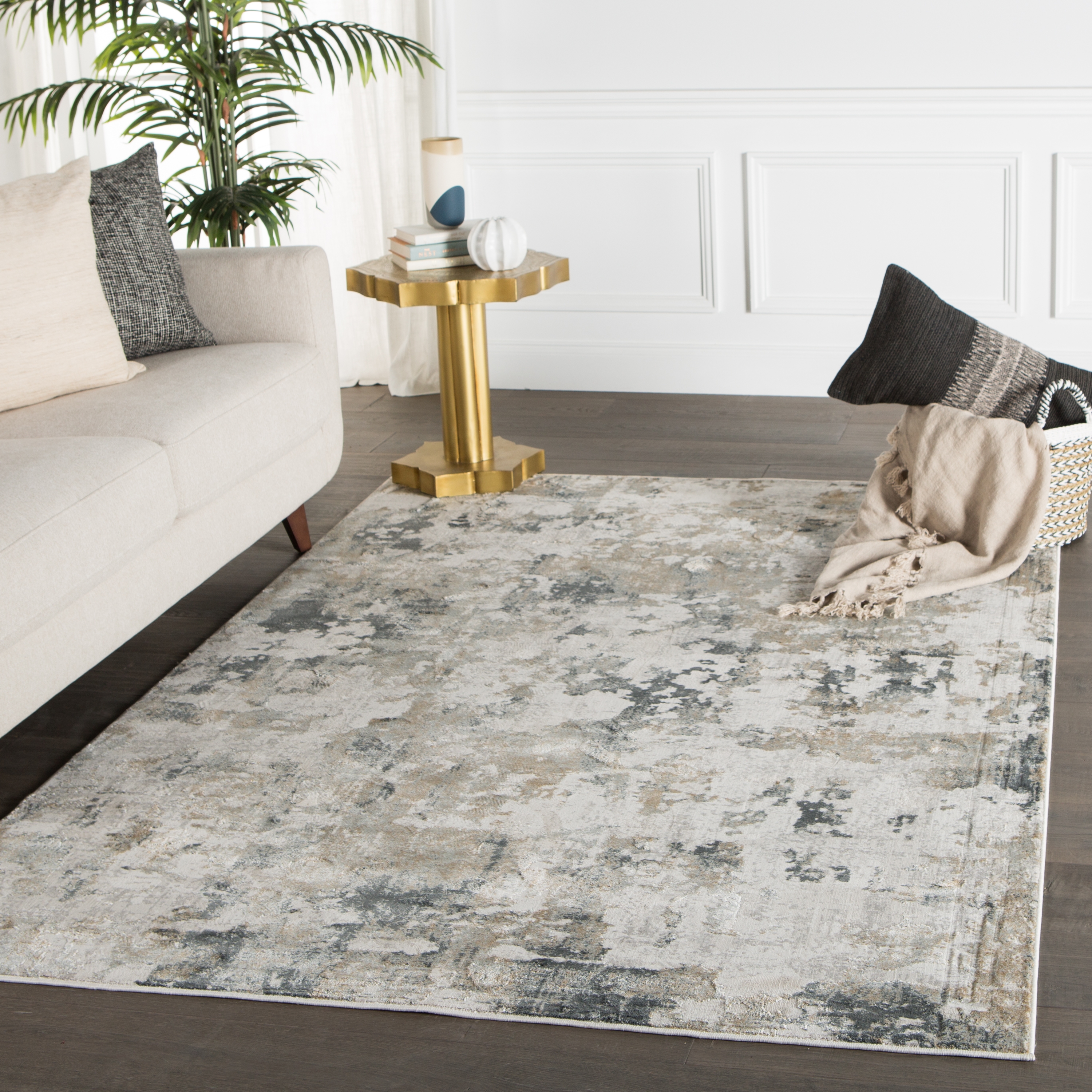 Lynne Abstract White/ Gray Area Rug (9' X 12') - Image 4