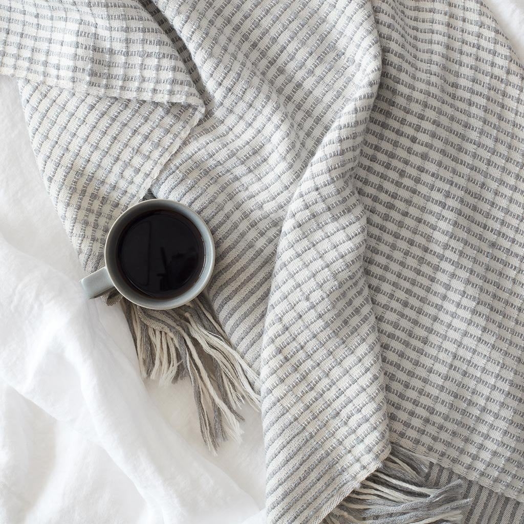 The Citizenry La Leña Luxe Alpaca Bed Blanket | Sand - Image 6
