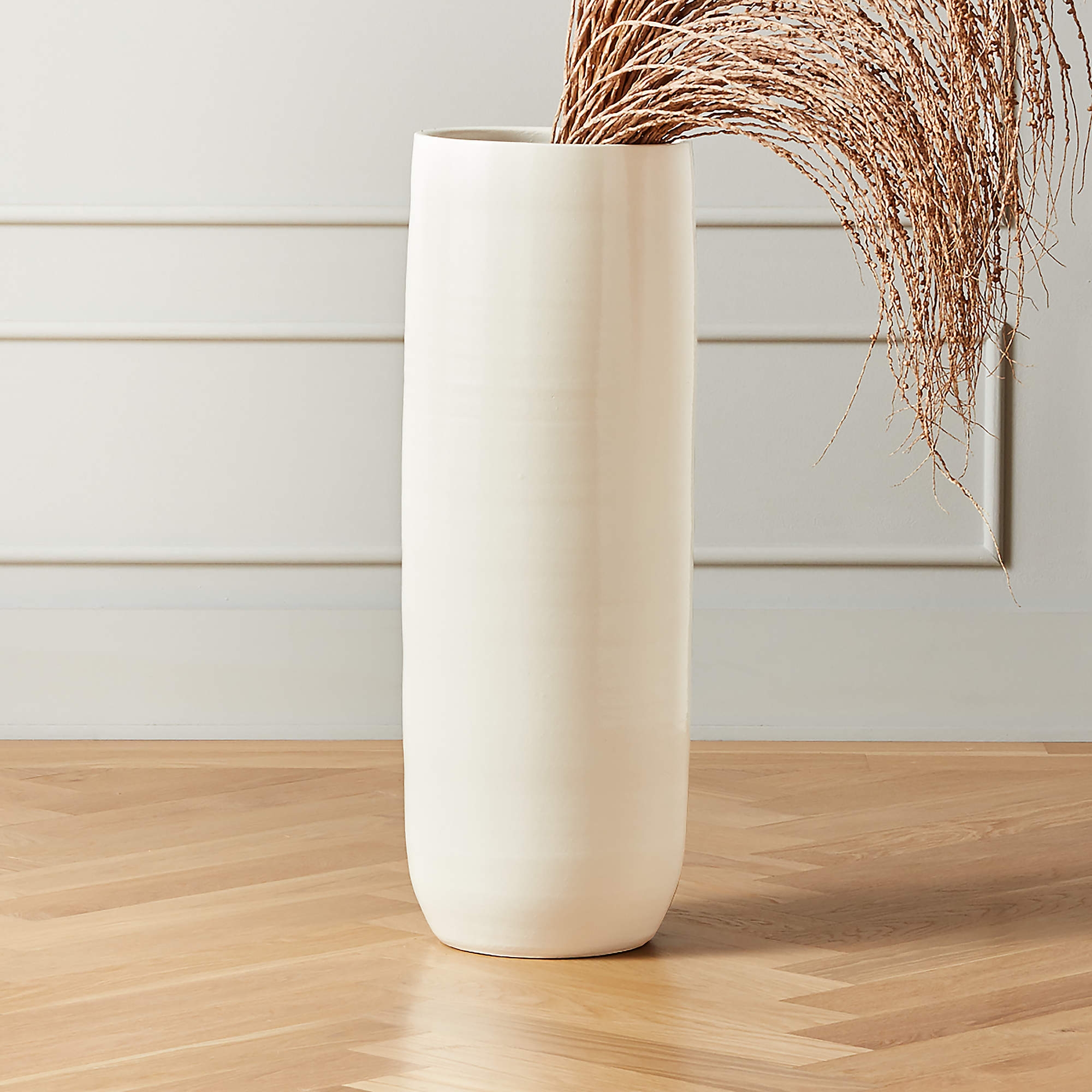 Rie Hand-Thrown Vase, White, Large - Image 1