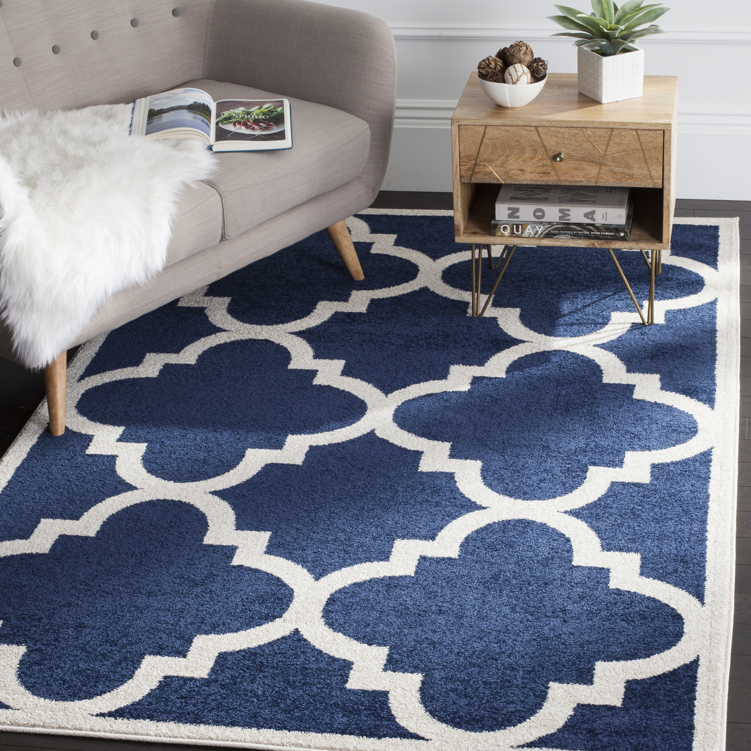 Arlo Home Indoor/Outdoor Woven Area Rug, AMT423P, Navy/Beige,  3' X 5' - Image 1