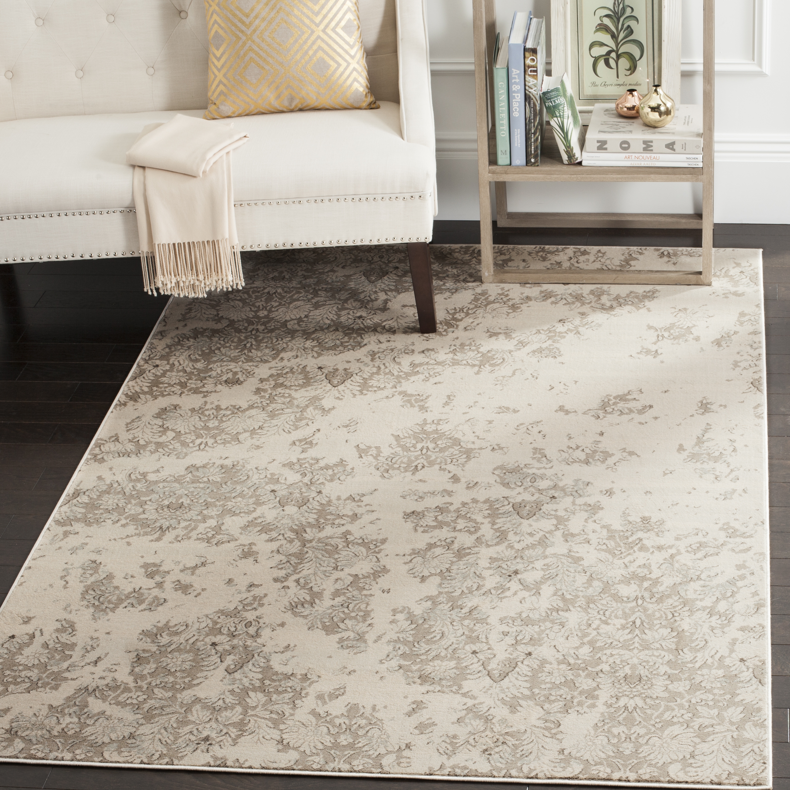 Arlo Home Woven Area Rug, VTG435F, Ivory/Grey,  4' X 5' 7" - Image 1