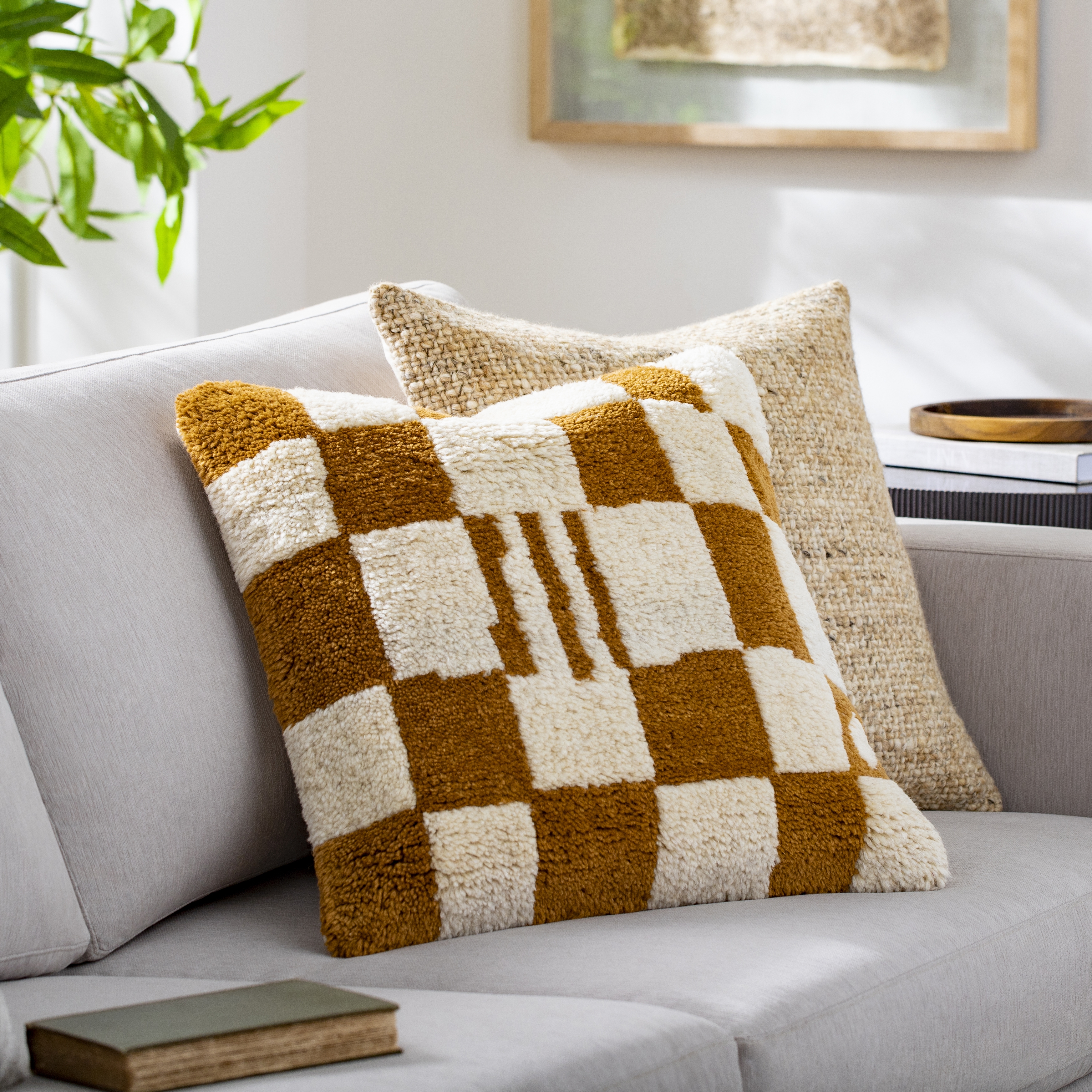 Balder BDR-001 20"L x 20"W Down Filled Pillow - Image 1