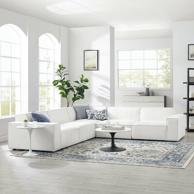 Aa'Isha 5-Piece Sectional Sofa In White - Image 0