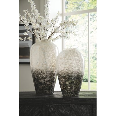 2 Piece Black/White Glass Table Vase Set - Image 0
