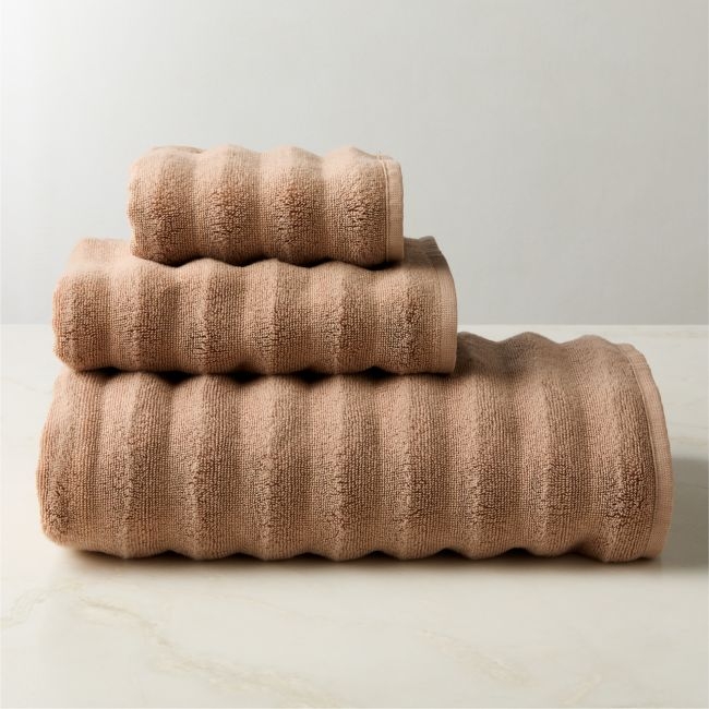 Matin Wavy Organic Cotton Brown Bath Towel Set - Image 0
