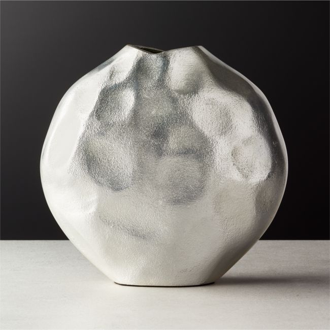 Niello Round Cast Aluminum Vase - Image 0