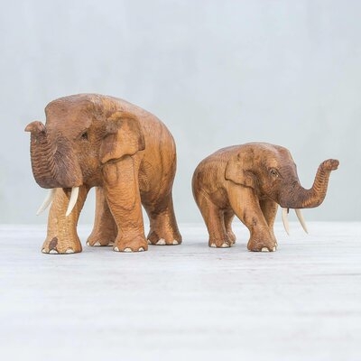 2 Piece Moa Elephant Father and Son Wood Figurine Set - Image 0
